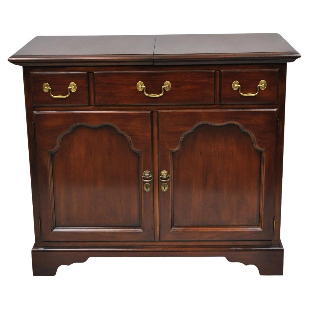 Vintage Drexel Heritge Georgian Style Cherry Wood Dry Bar Server Cabinet For Sale
