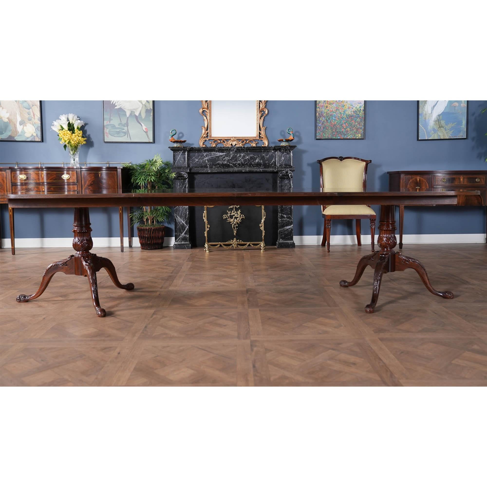 Vintage Drexel Mahogany Dining Table 8