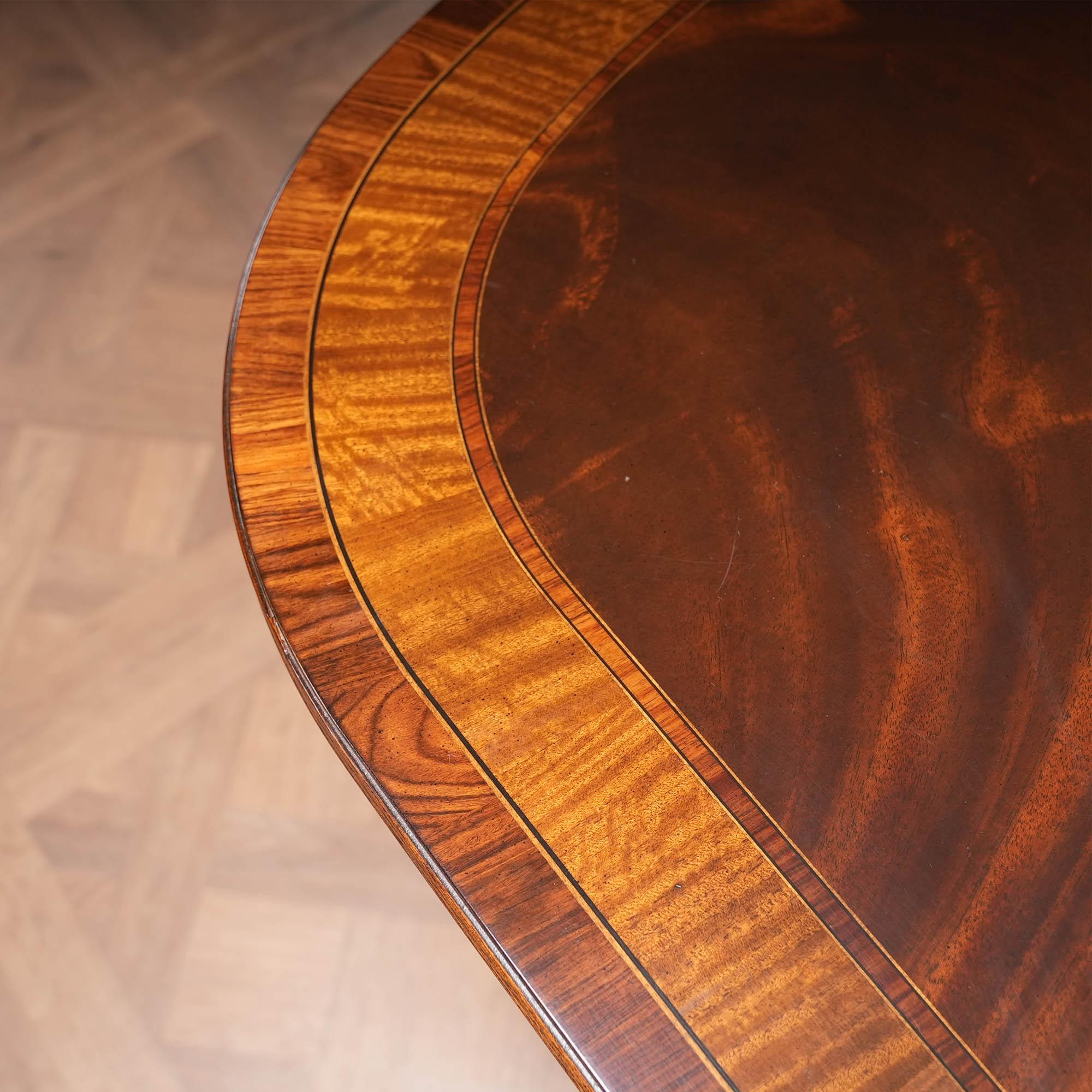 Vintage Drexel Mahogany Dining Table 9