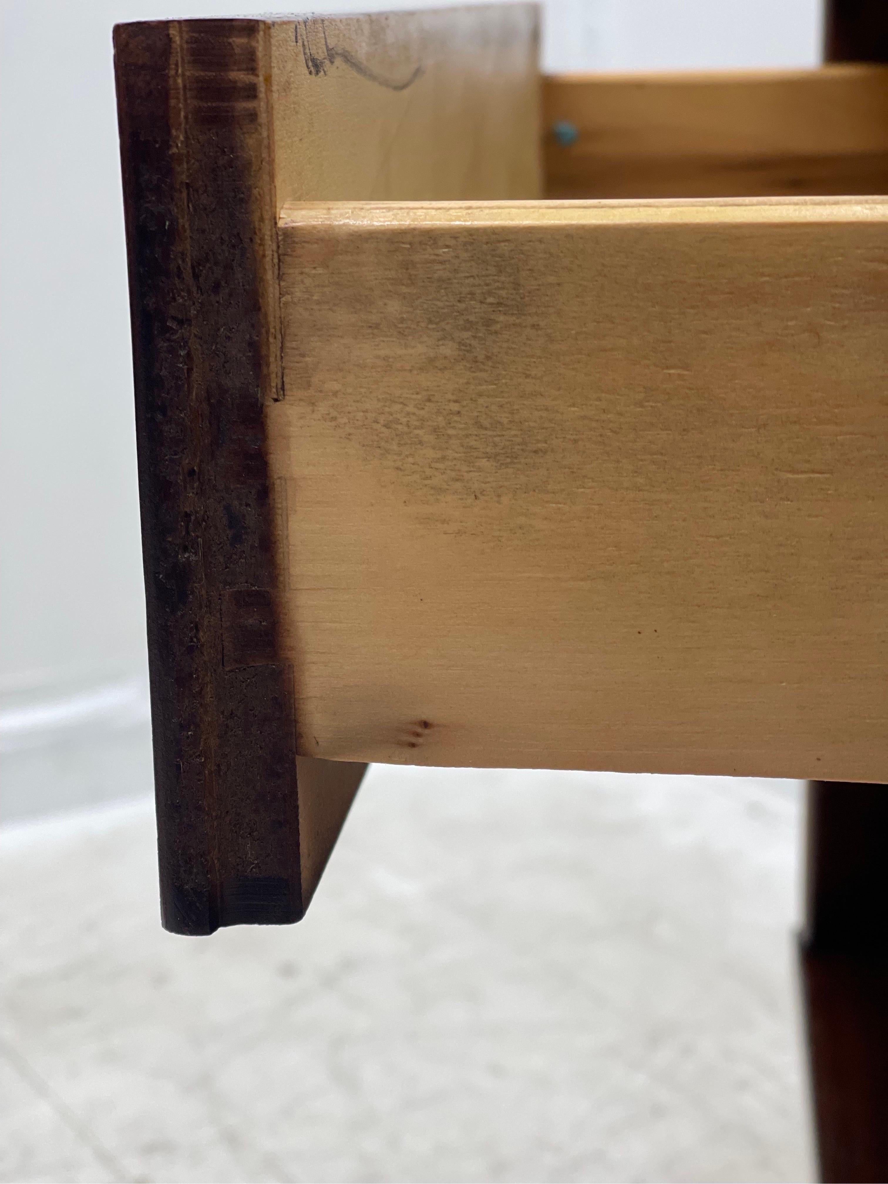 Mid-Century Modern Vintage Drexel Nightstand, Dovetail Drawers For Sale