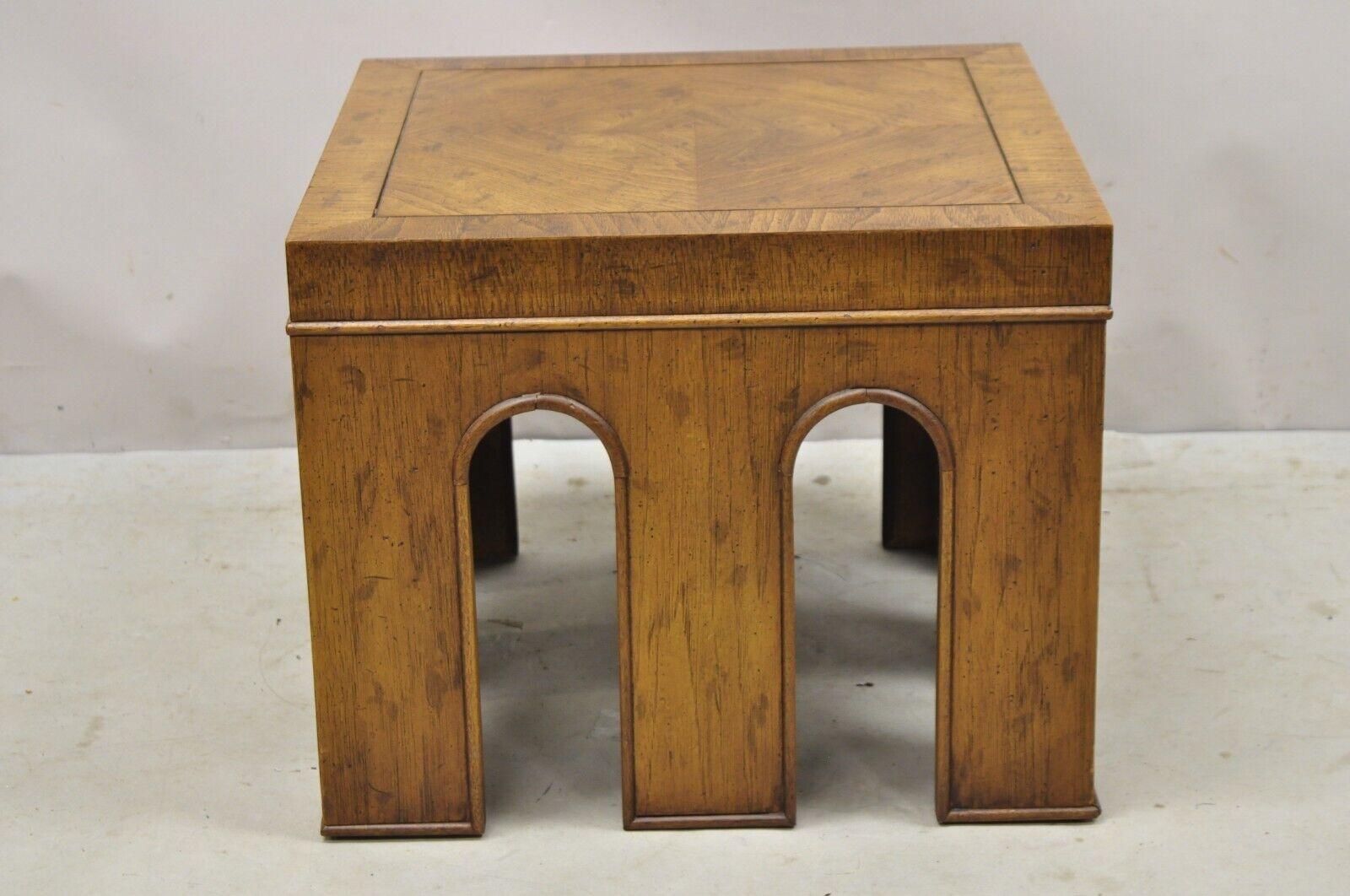 Vintage Drexel Wellington Arched Sides Hollywood Regency Side Table. Item features the 