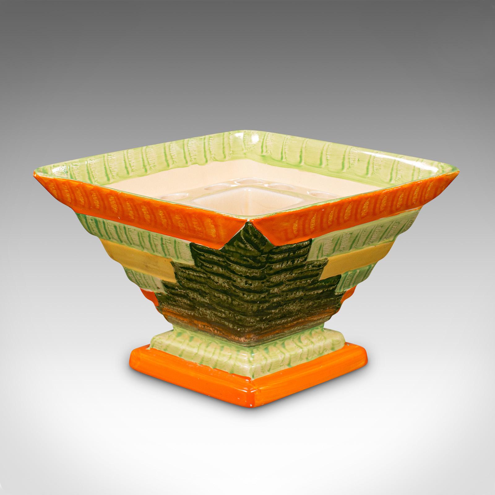 Dried Flower Vase, englisch, handbemalte Keramik, Topf, Art déco, um 1930 (Britisch) im Angebot