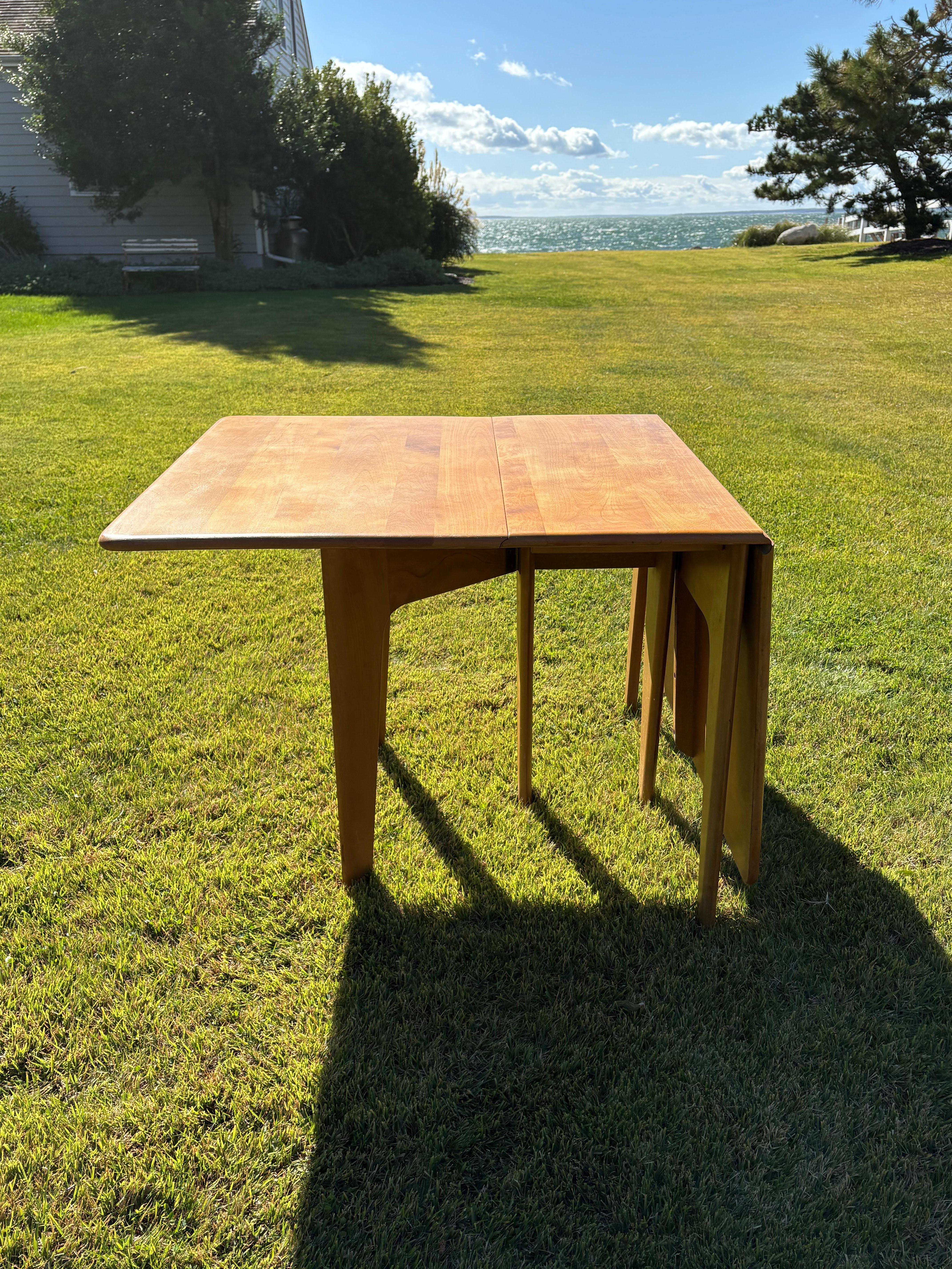 Table de salle à manger Heywood Wakefield vintage à abattant en vente 3