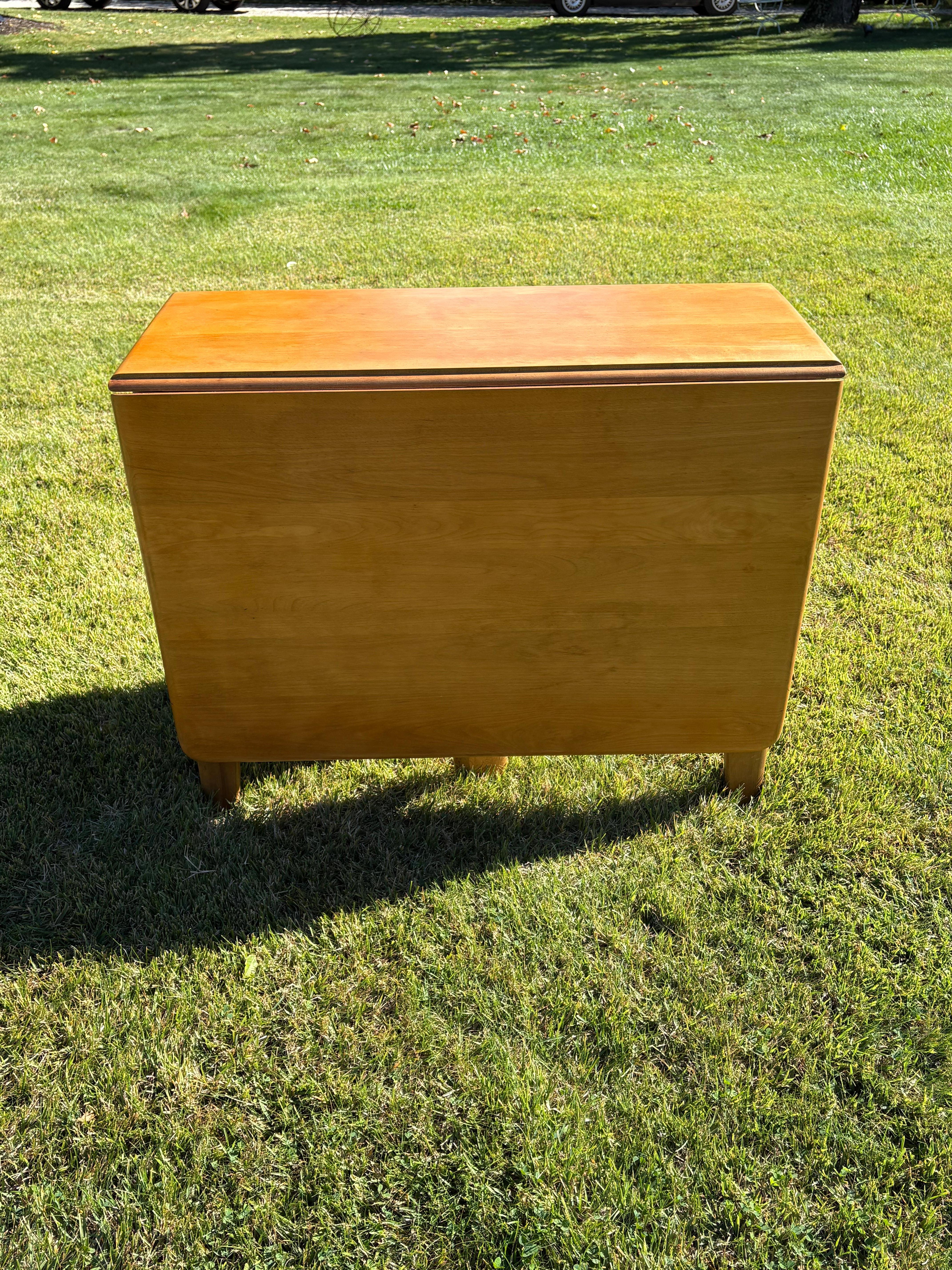 Table de salle à manger Heywood Wakefield vintage à abattant en vente 7