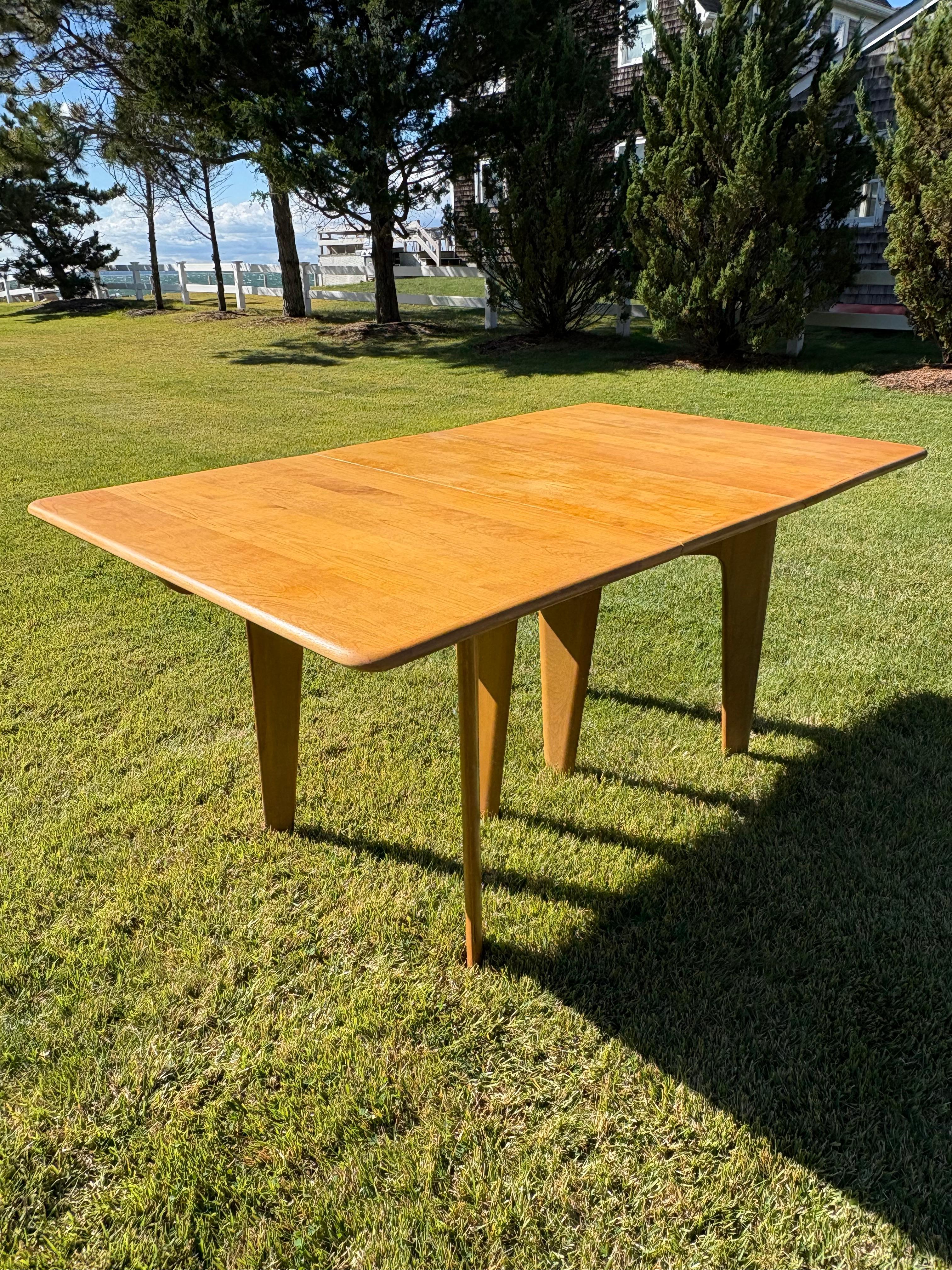 Table de salle à manger Heywood Wakefield vintage à abattant en vente 2