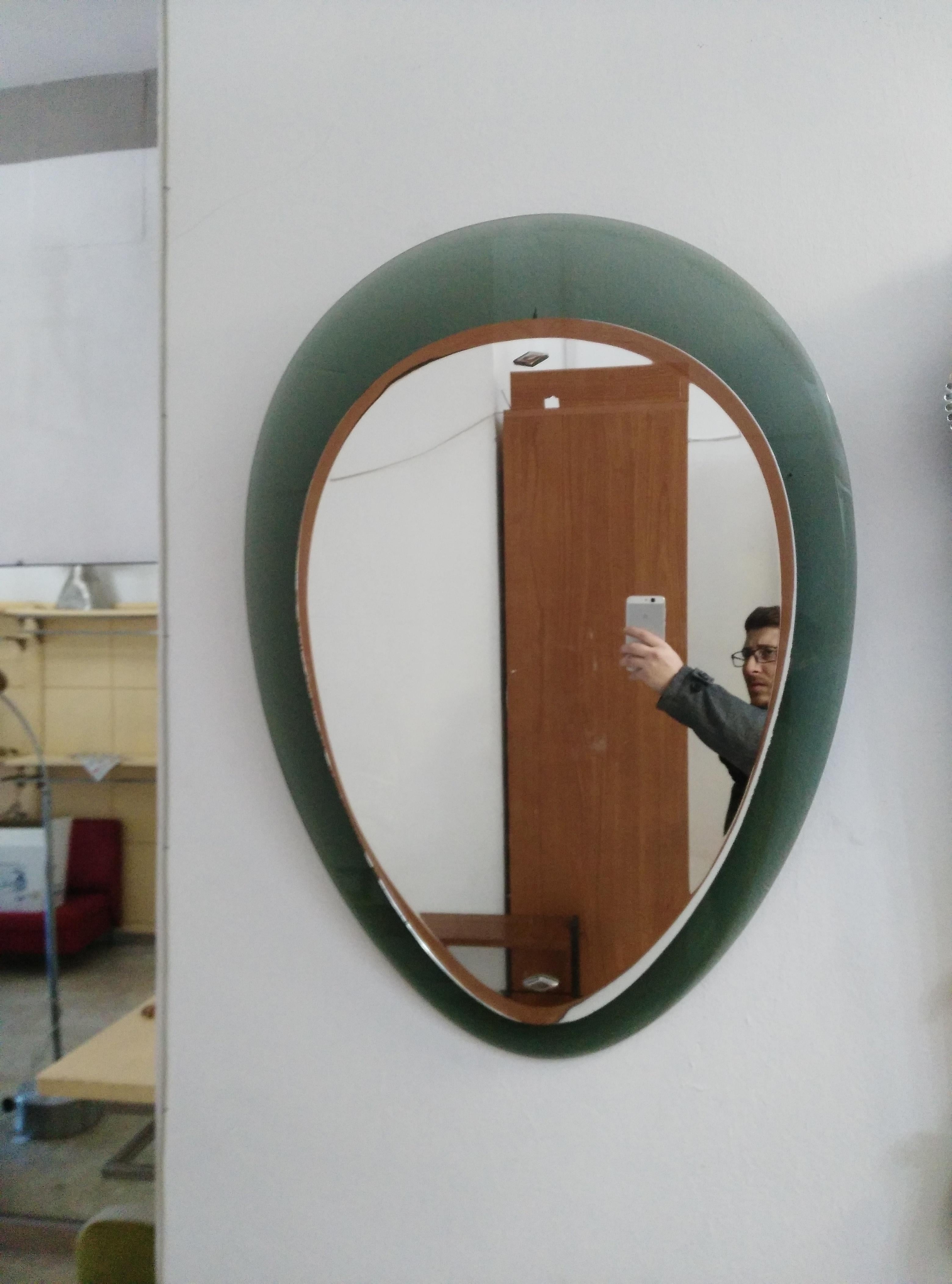 20th Century Mid-century glass teardrop wall mirror made in Italy For Sale