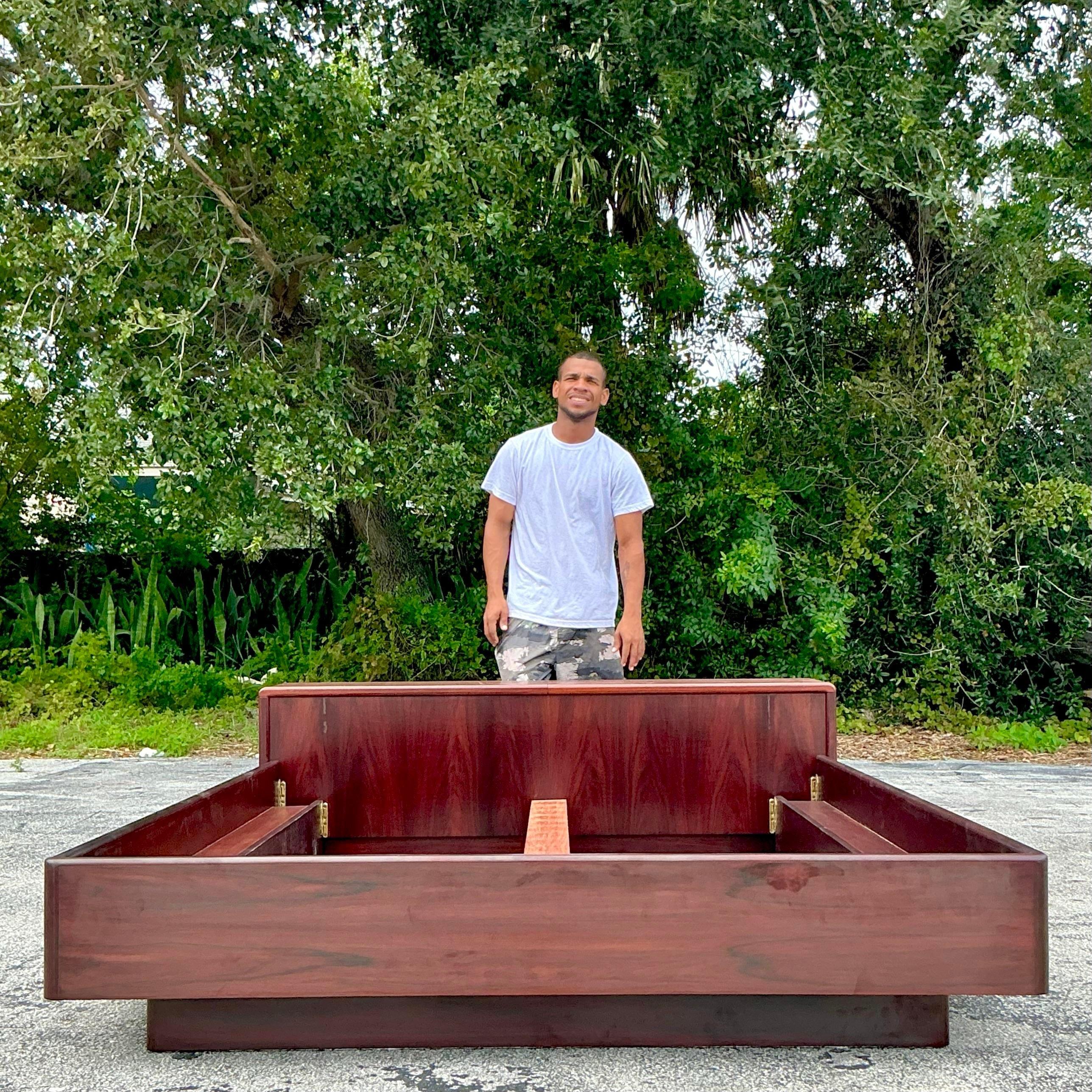 Marco de cama Queen Vintage Drylund Rosewood en venta 3