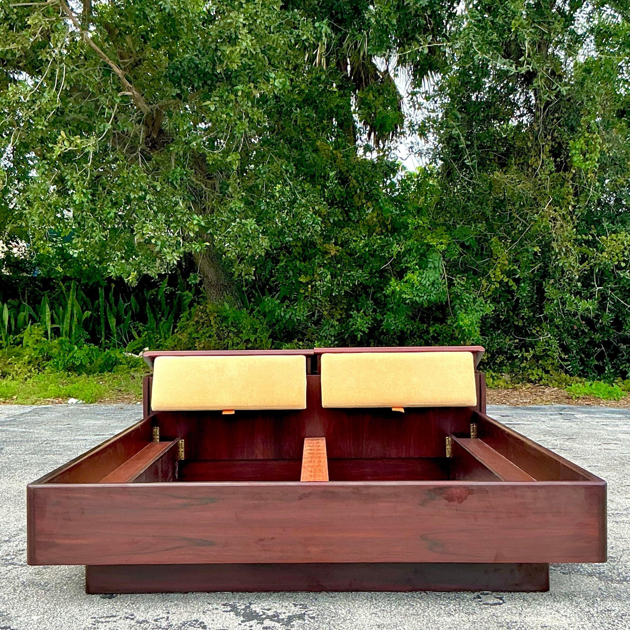 Marco de cama Queen Vintage Drylund Rosewood en venta 1
