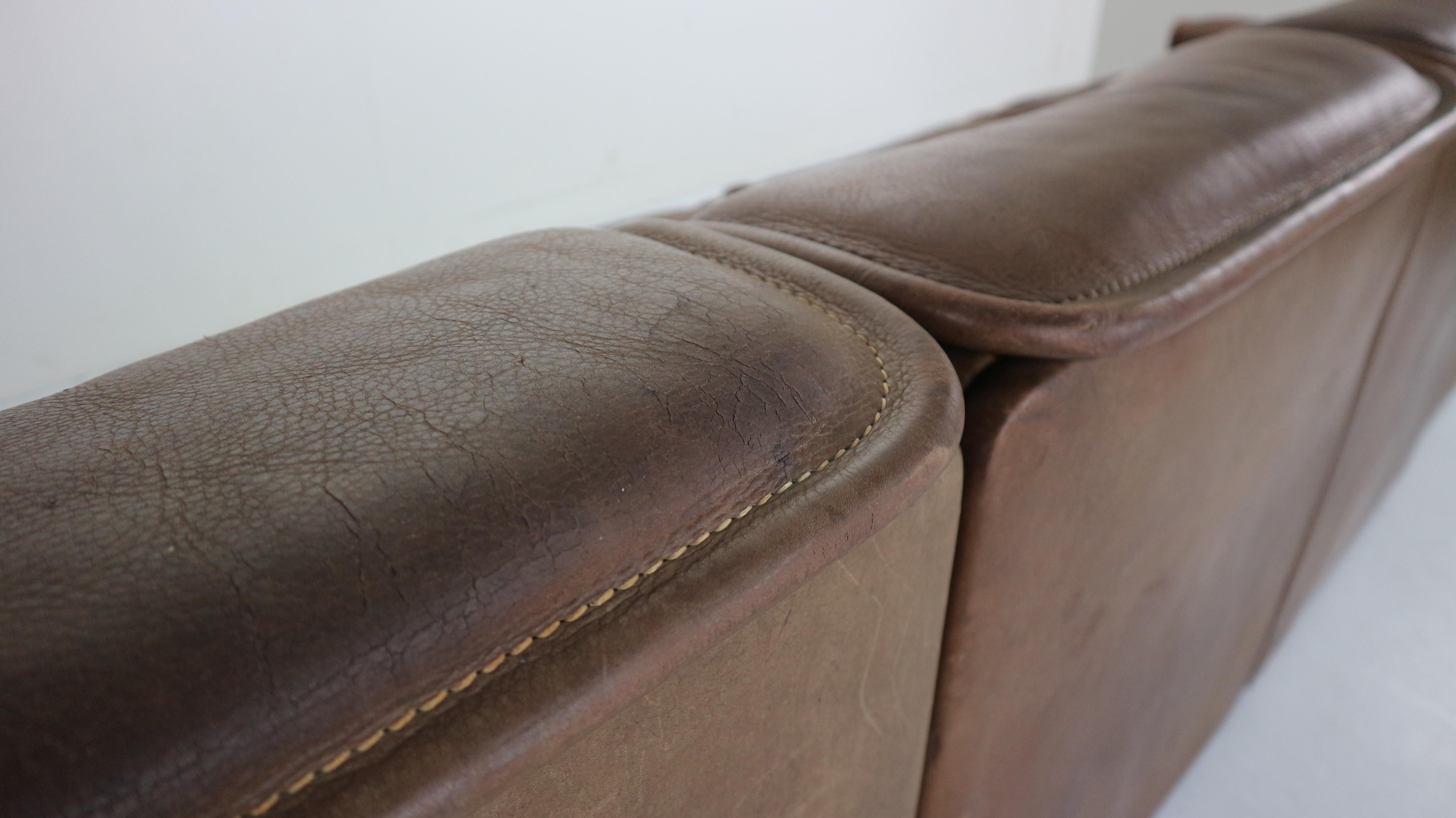 Vintage DS-12 Four-Seat Brown Leather Sofa by De Sede, Switzerland, 1970s 7