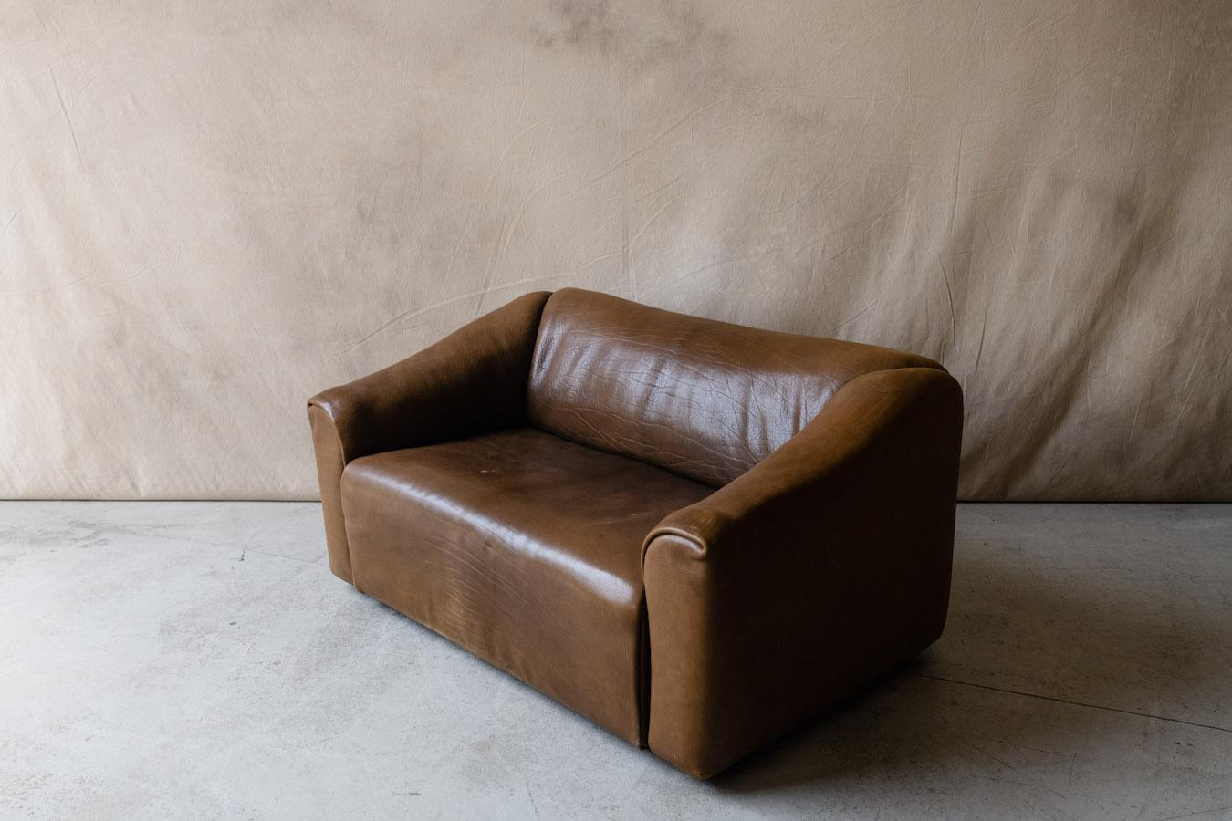 Vintage DS-47 Leather Sofa by De Sede, Circa 1970 In Good Condition For Sale In Nashville, TN