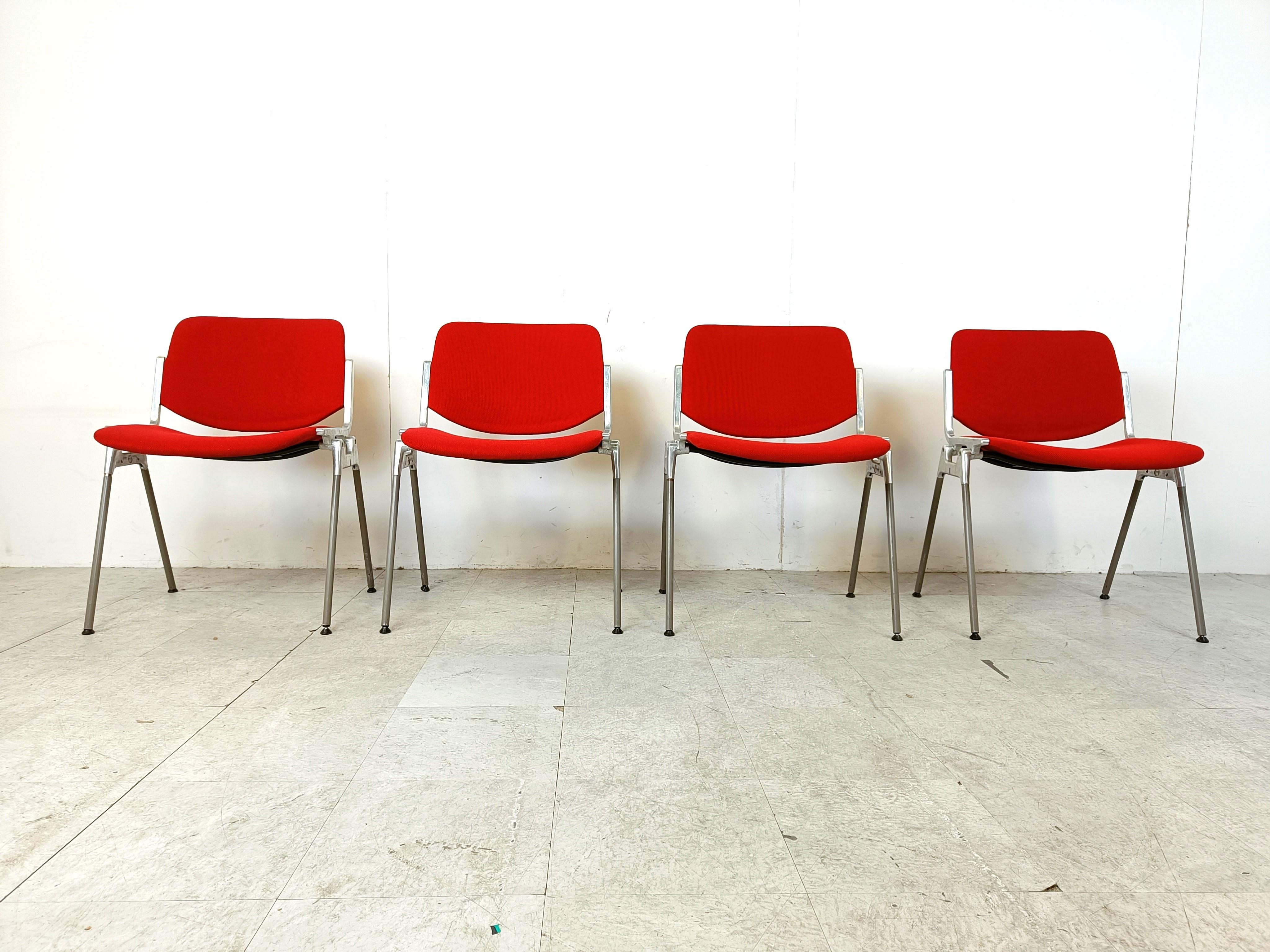 Vintage DSC 106 Side Chairs by Giancarlo Piretti for Castelli, 1970s In Good Condition For Sale In HEVERLEE, BE