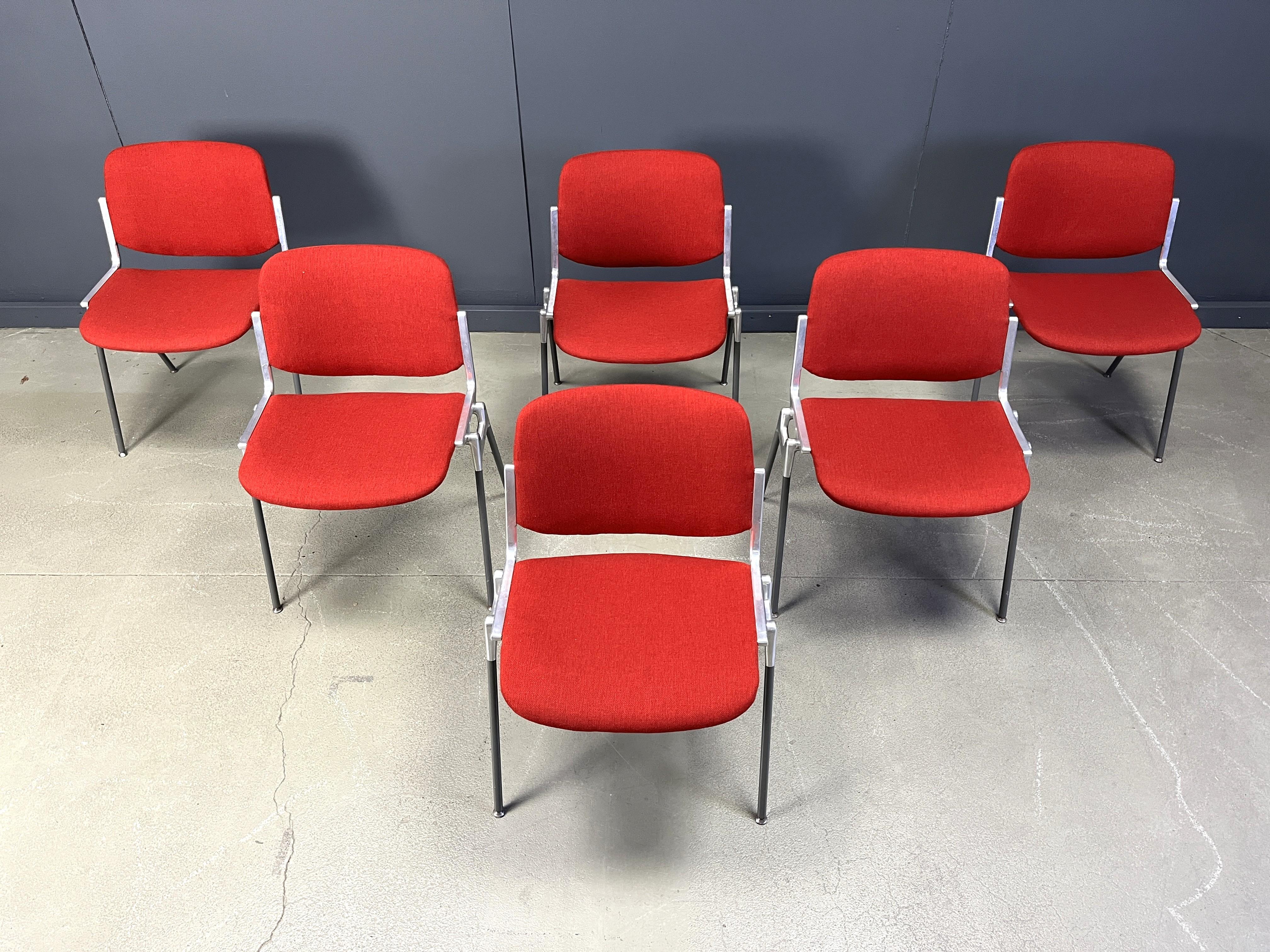 Vintage DSC 106 Side Chairs by Giancarlo Piretti for Castelli, 1970s - set of 6 For Sale 1