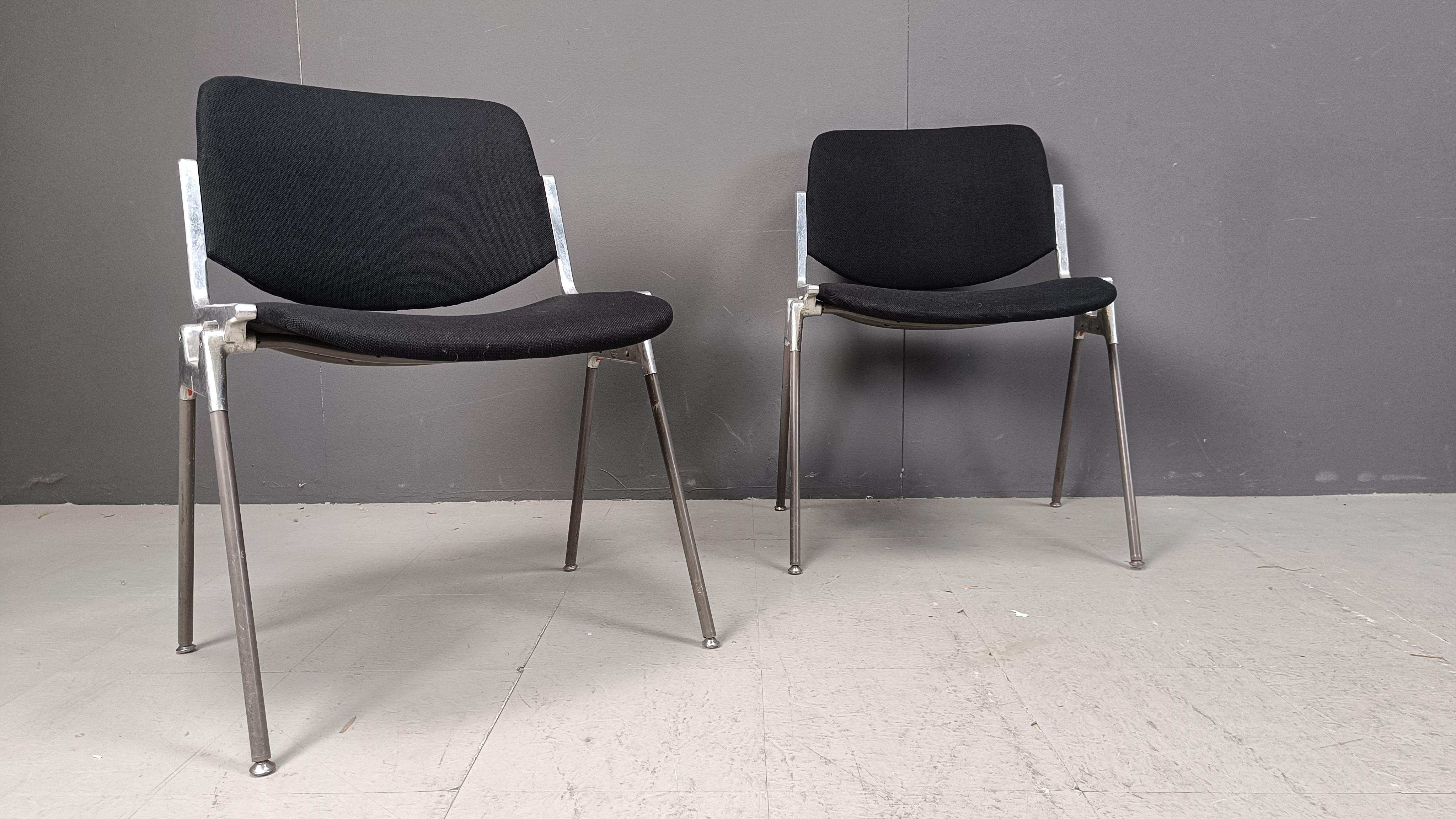 Sedie Dsc 106 d'epoca di Giancarlo Piretti per Castelli, set da 8 in vendita 2