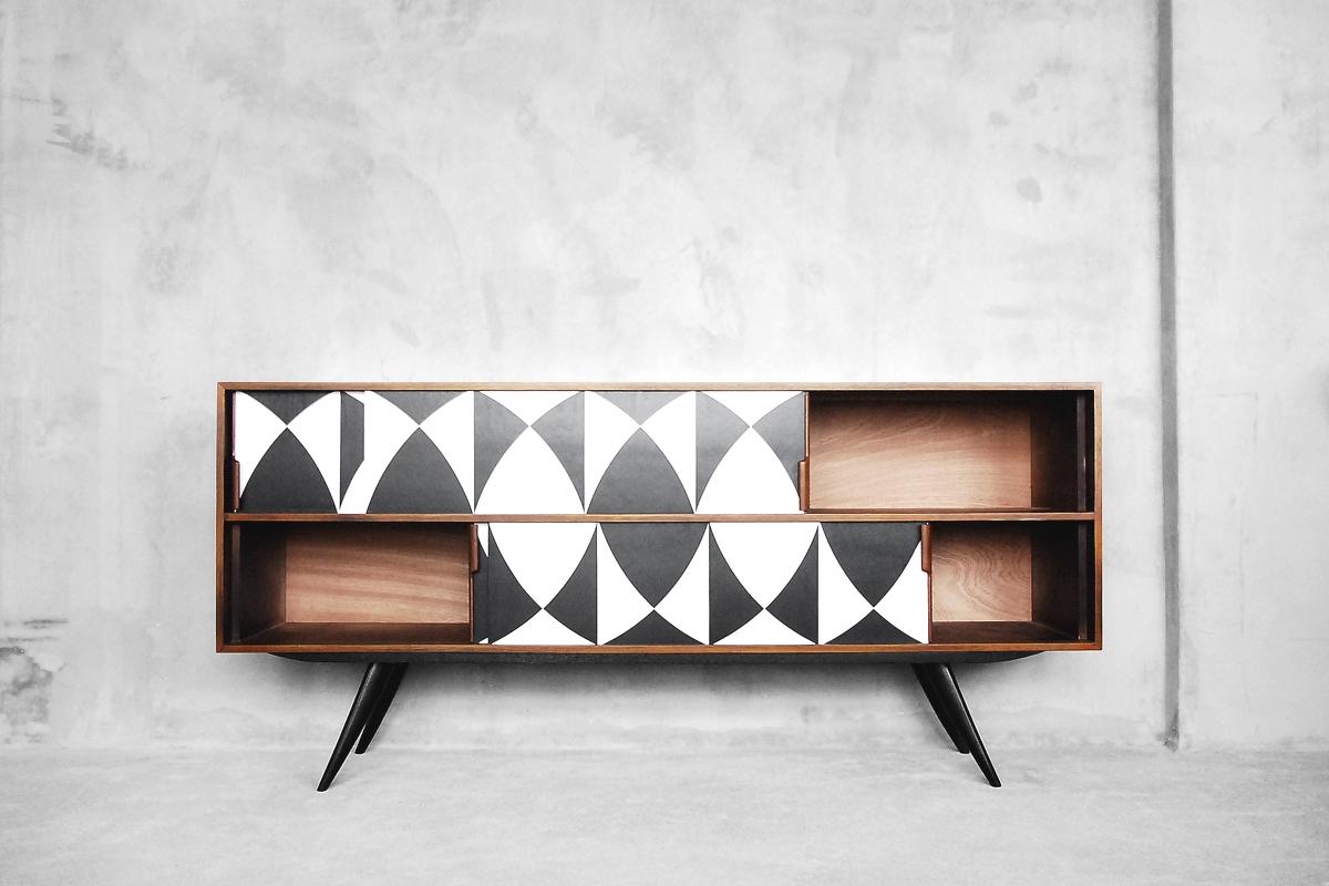 Vintage Dual Walnut Sideboard with Hand Painted Pattern, 1960s In Good Condition In Warsaw, PL