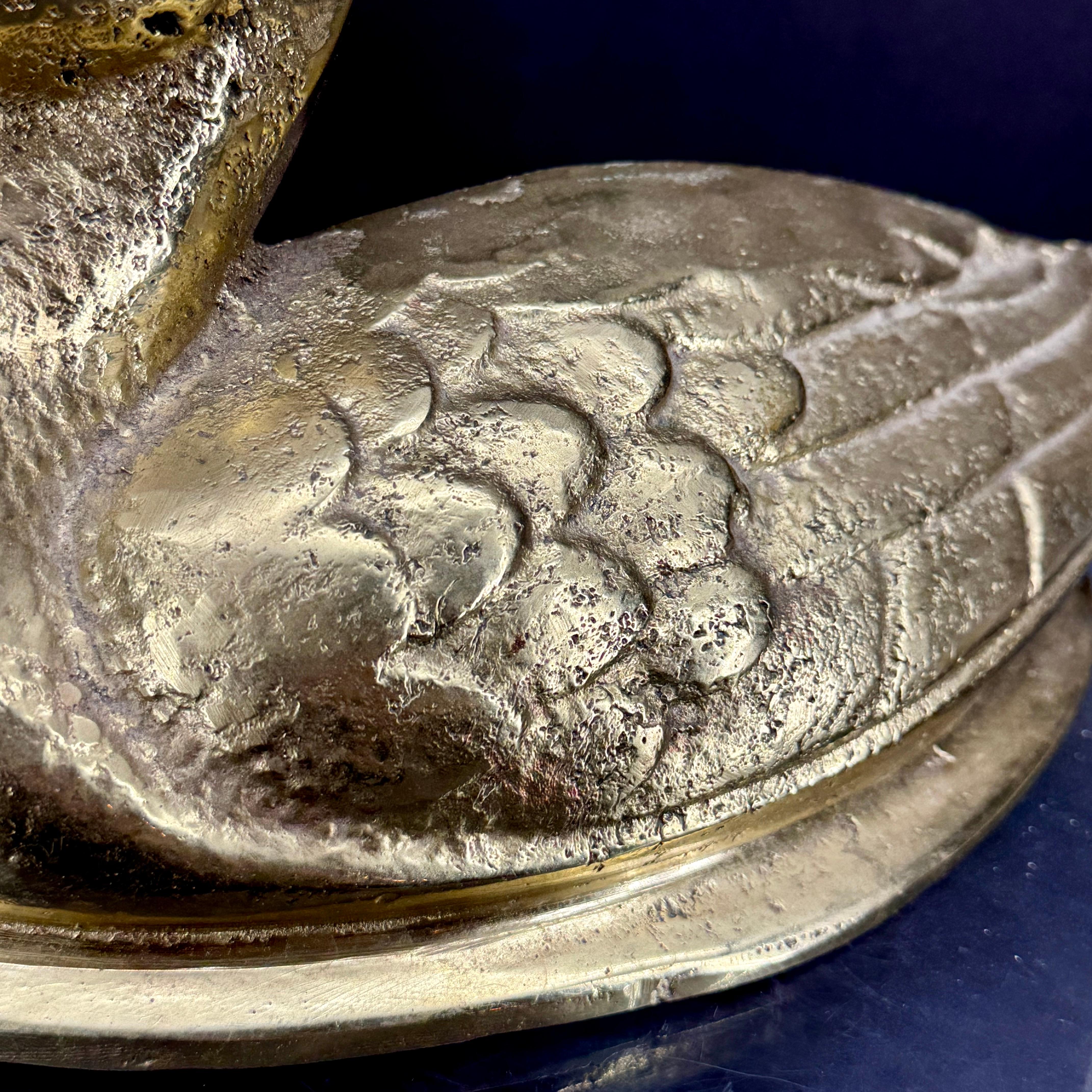 Escultura de pato de latón macizo, Inglaterra, hacia 1970 en venta 2