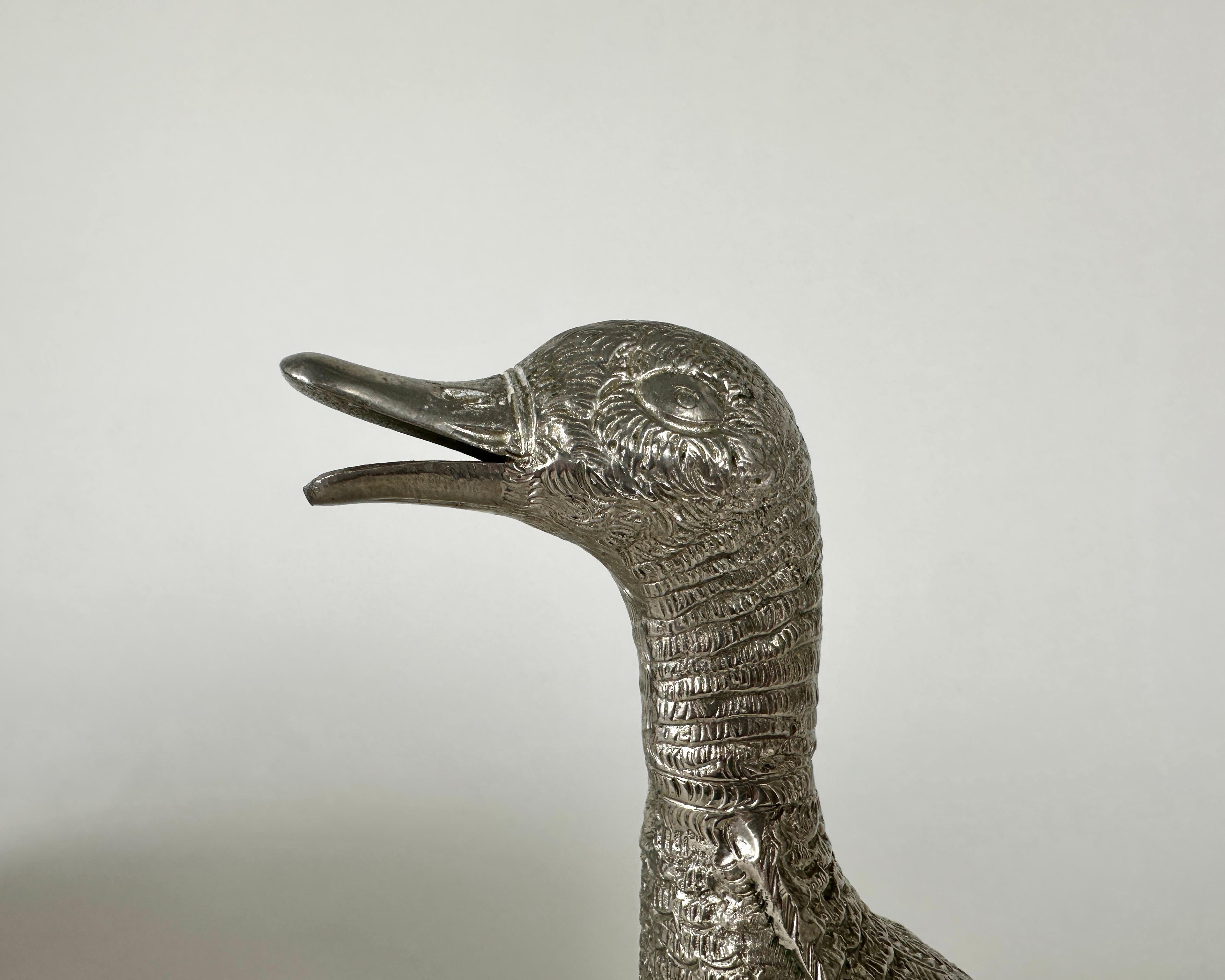 Figurine di anatre d'epoca in ottone Mid-Century Modern Home Decor, Set, Belgio, anni '60 In condizioni ottime in vendita a Bastogne, BE