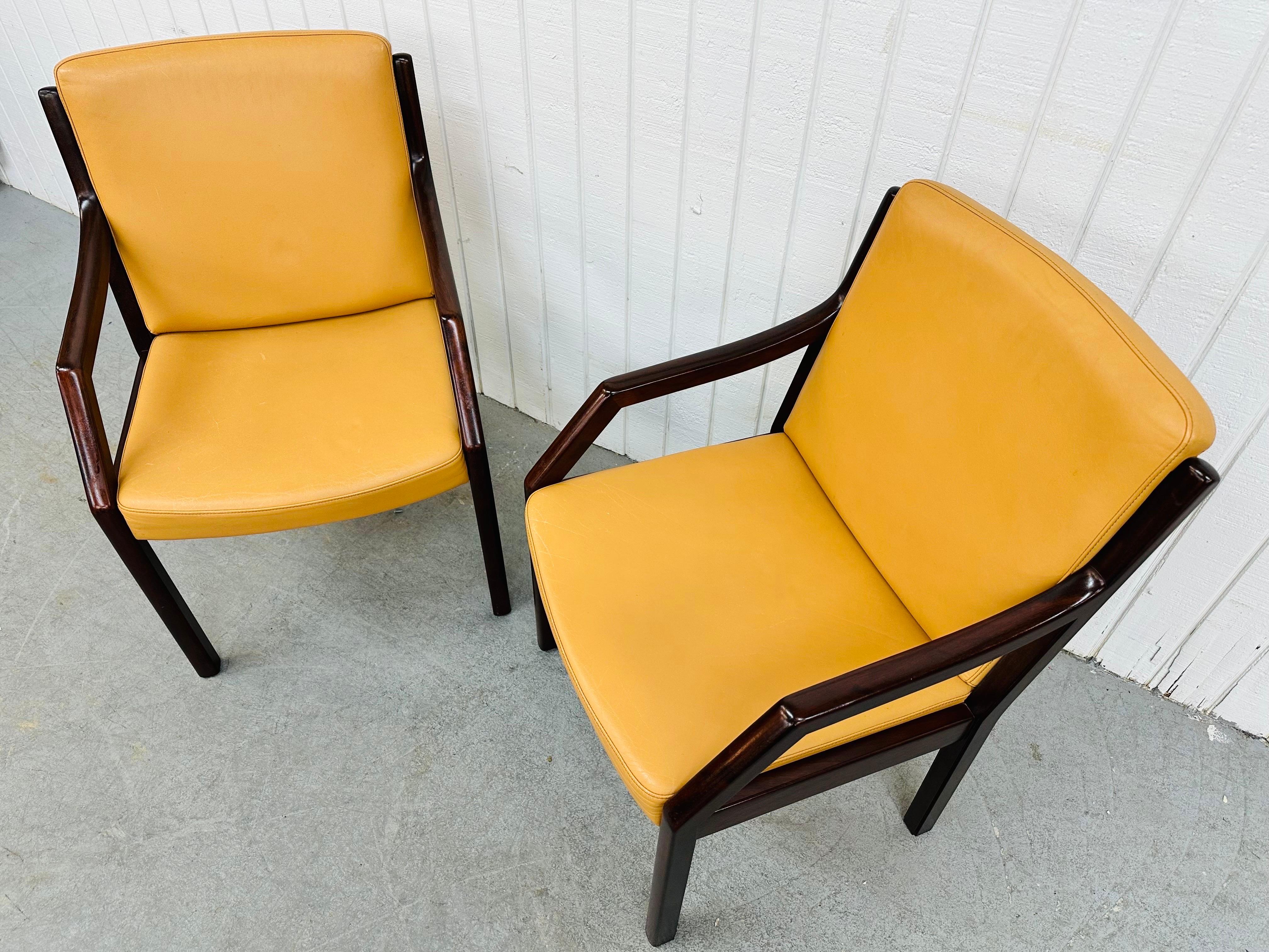 Vintage Dunbar Lounge Chairs - Set of 2 In Good Condition For Sale In Clarksboro, NJ