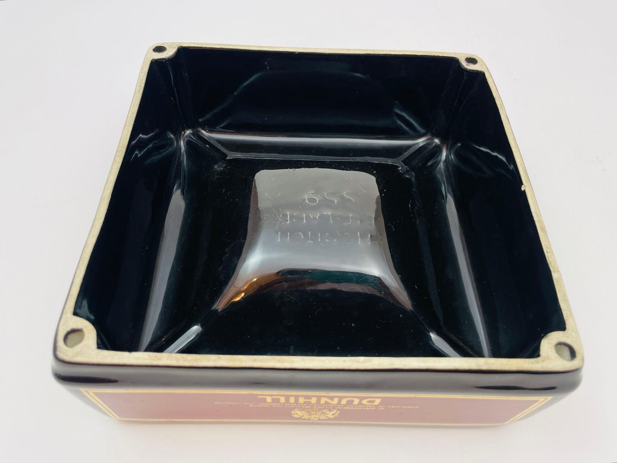 Cenicero Vintage Dunhill Cigarros Inglaterra Negro y Rojo, Coleccionable Años 60 Cerámico