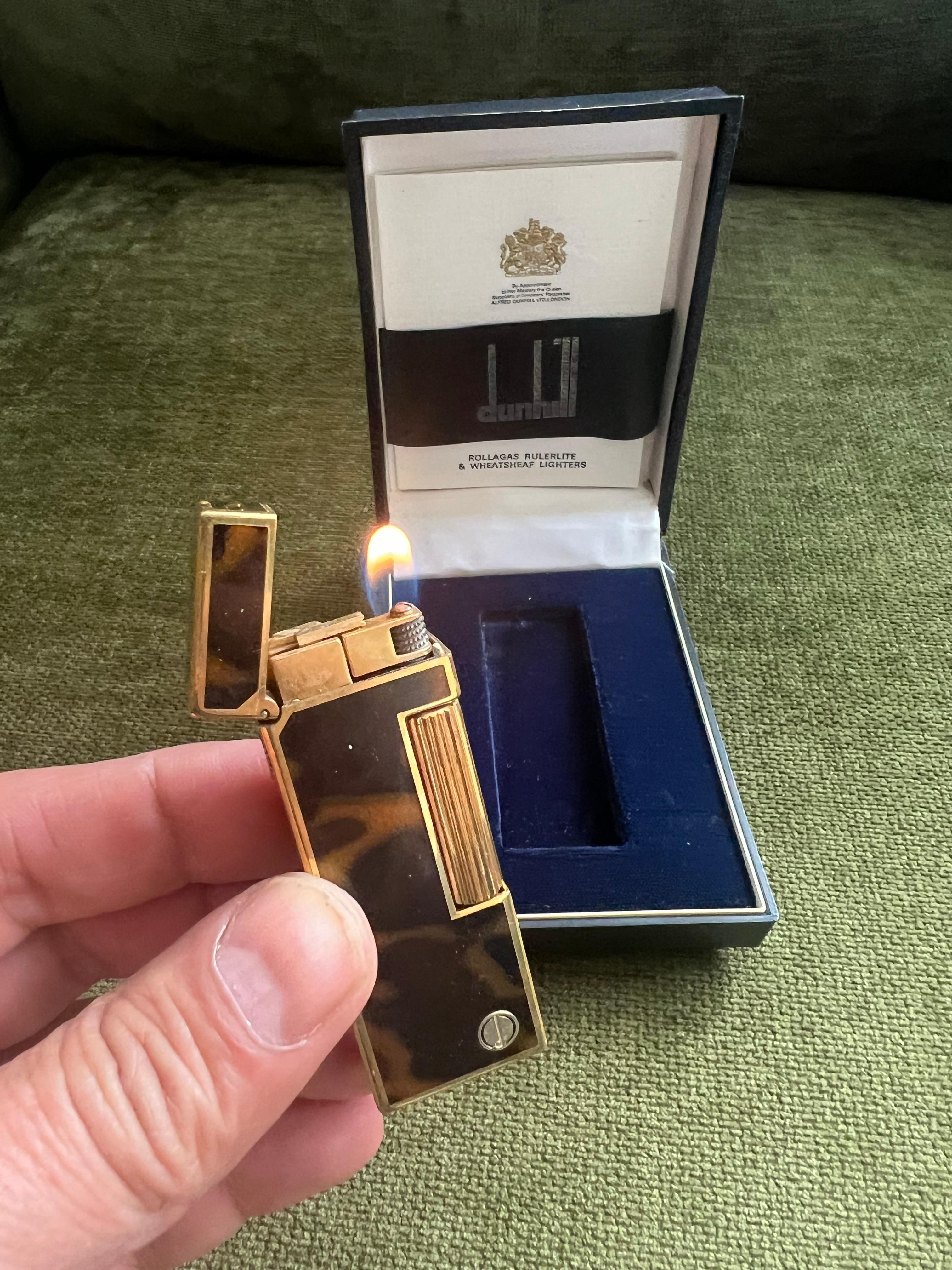 Vintage Dunhill Gold Plated Rare Cognac Marble Lacquer Lighter Original Case For Sale 3