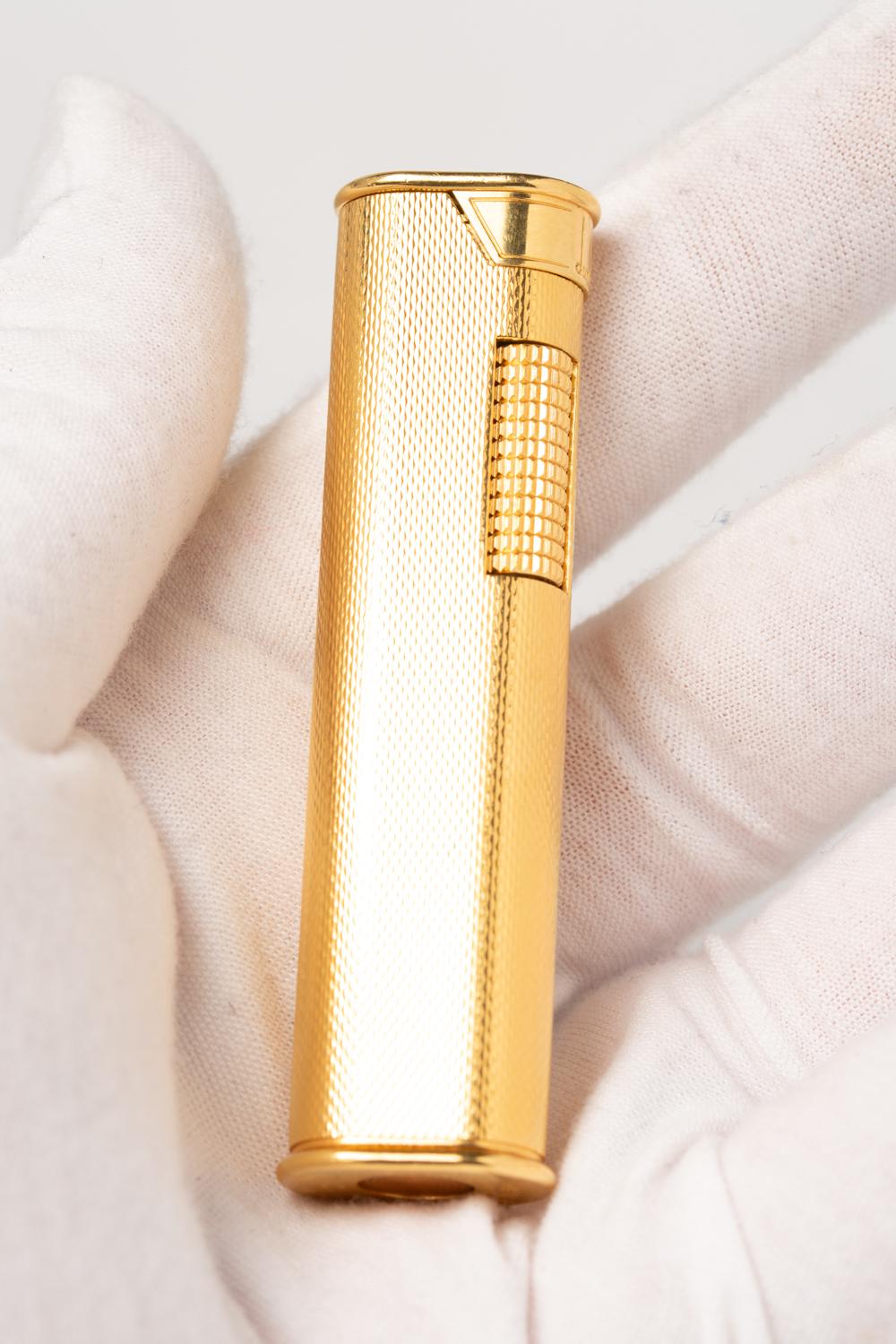 Vintage Dunhill Gold Plated Slim Lighter For Sale 1