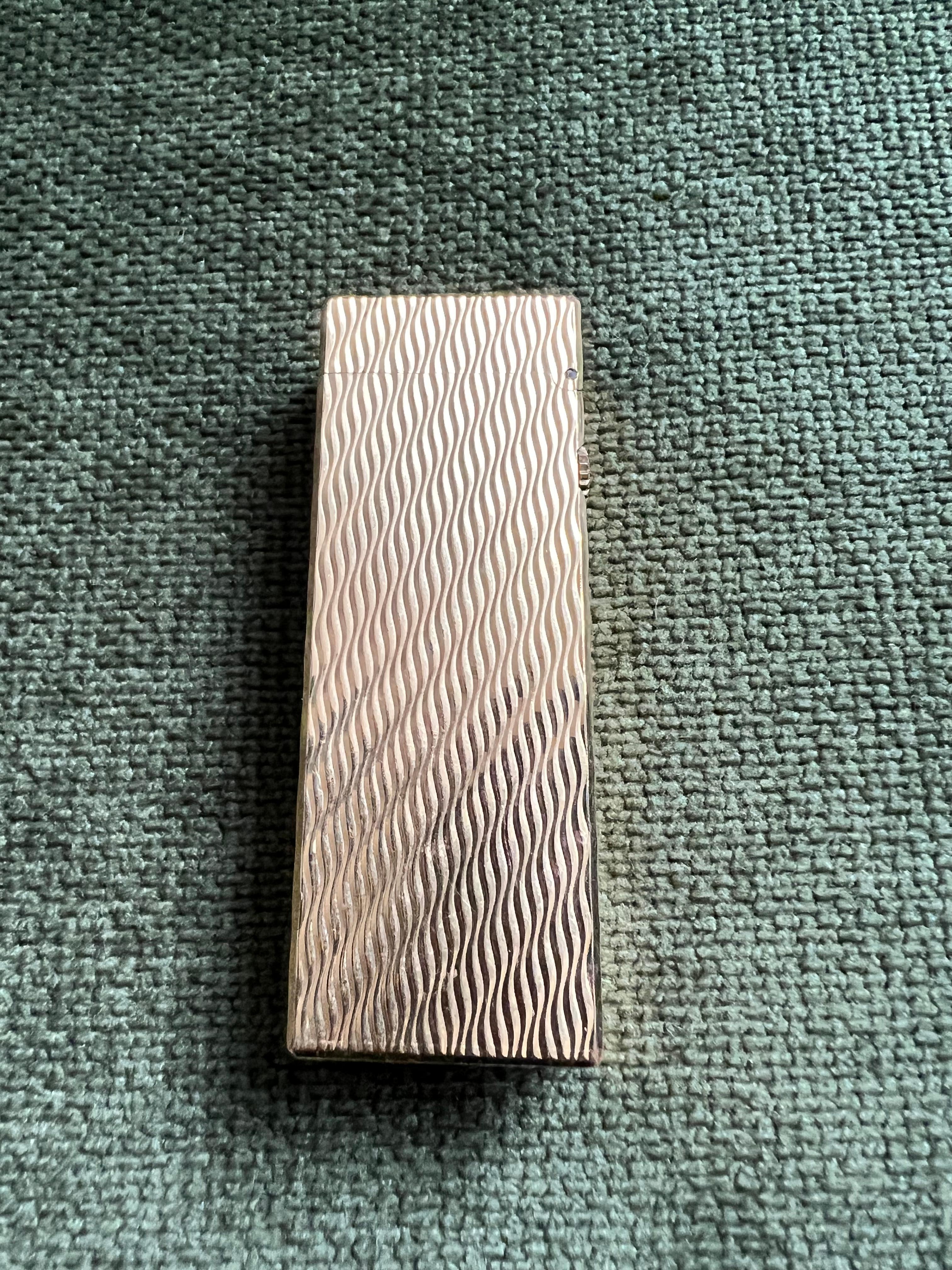 Vintage Dunhill Gold Plated Swiss Made Wave Rare Pattern Lighter 3