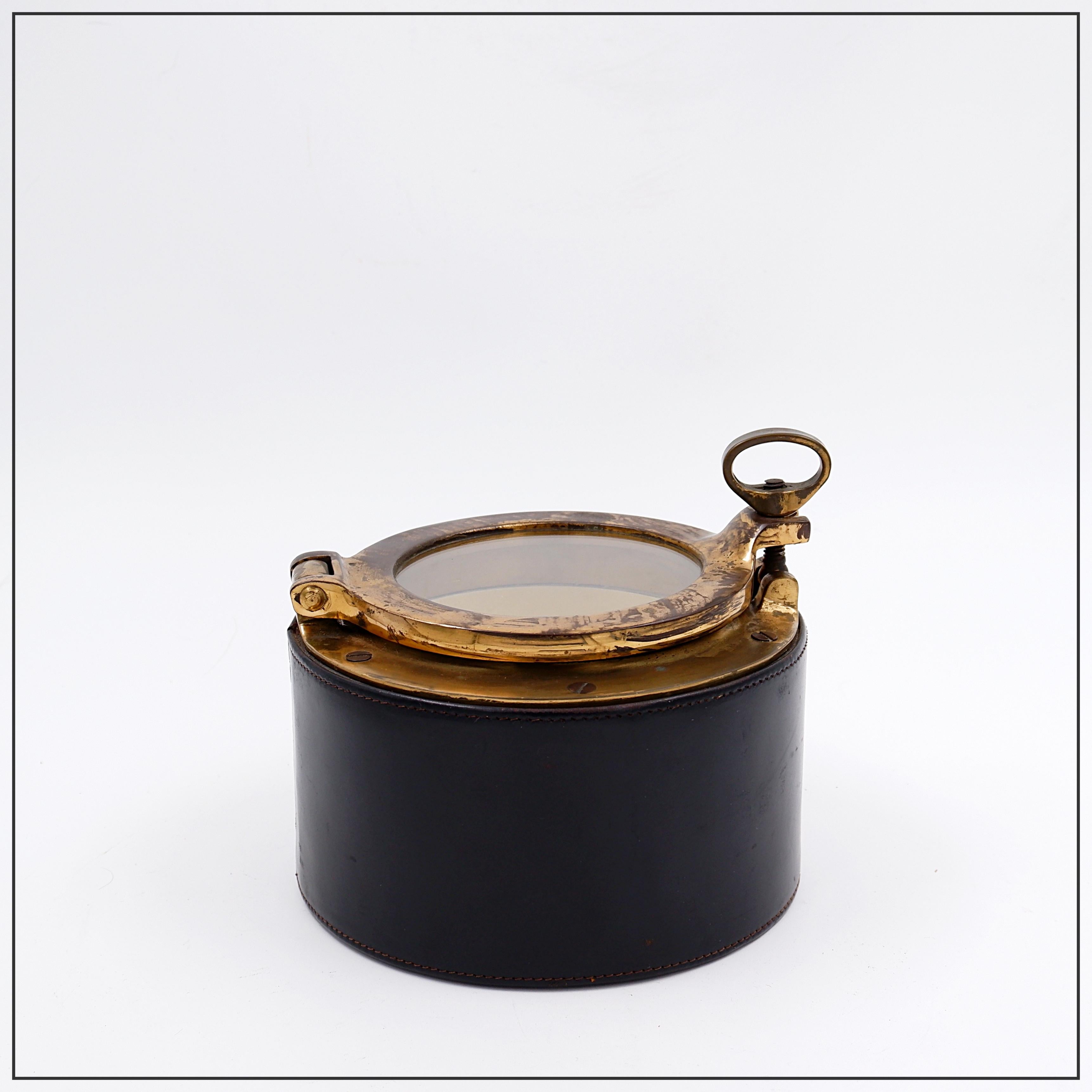 Mid-Century moderno Humidor per sigari Dunhill d'epoca in pelle e ottone, anni '60 in vendita