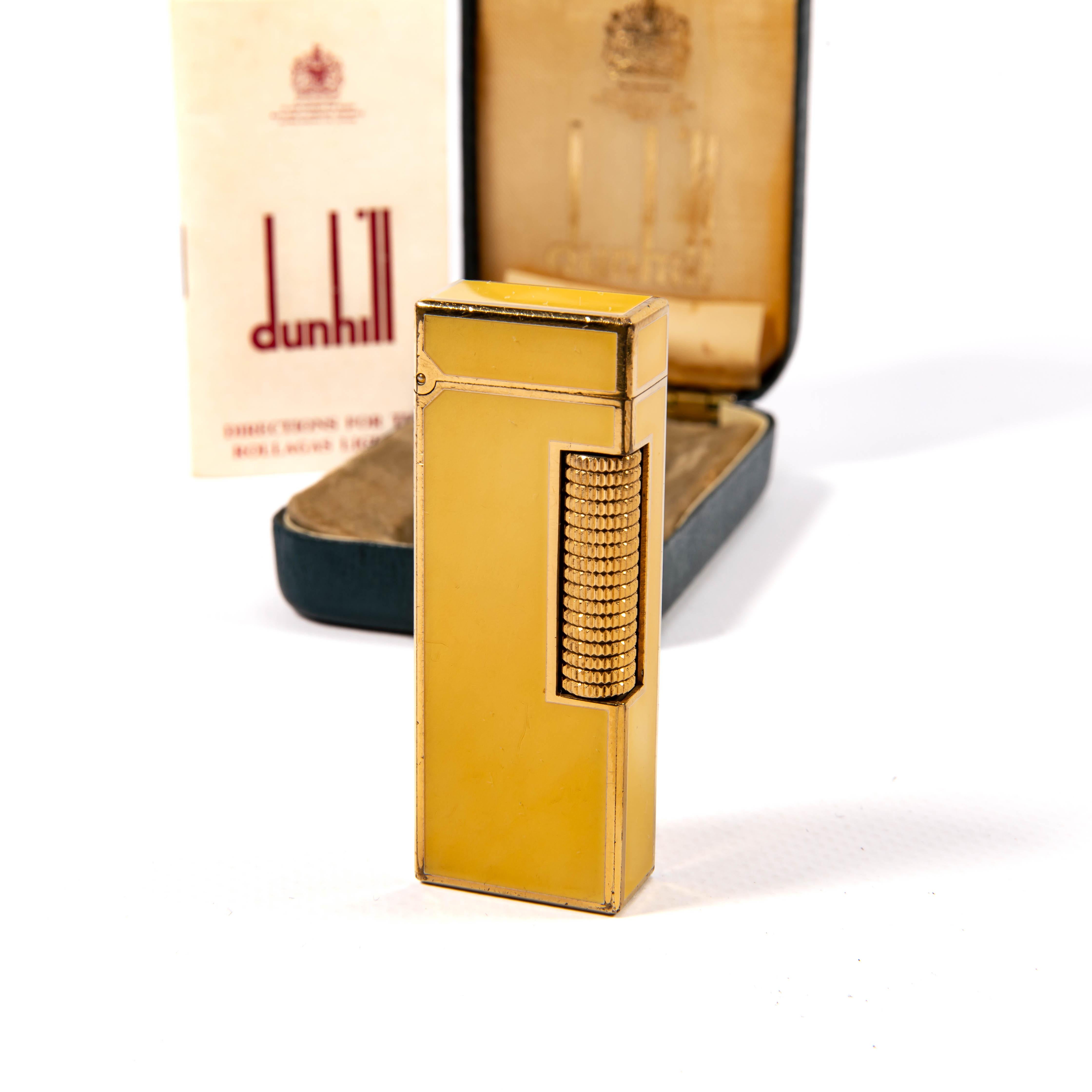 Vintage DUNHILL Rollagas Lighter Yellow Lacquered in Box 1970s In Good Condition For Sale In DELFT, NL