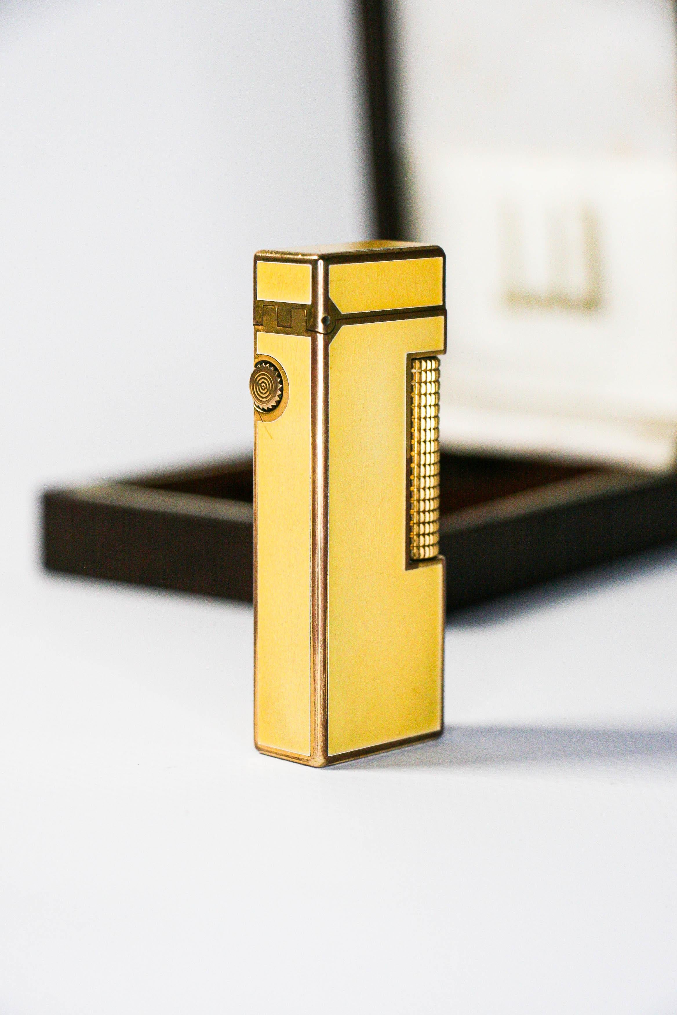 Women's or Men's Vintage Dunhill Rollagas lighter Yellow 