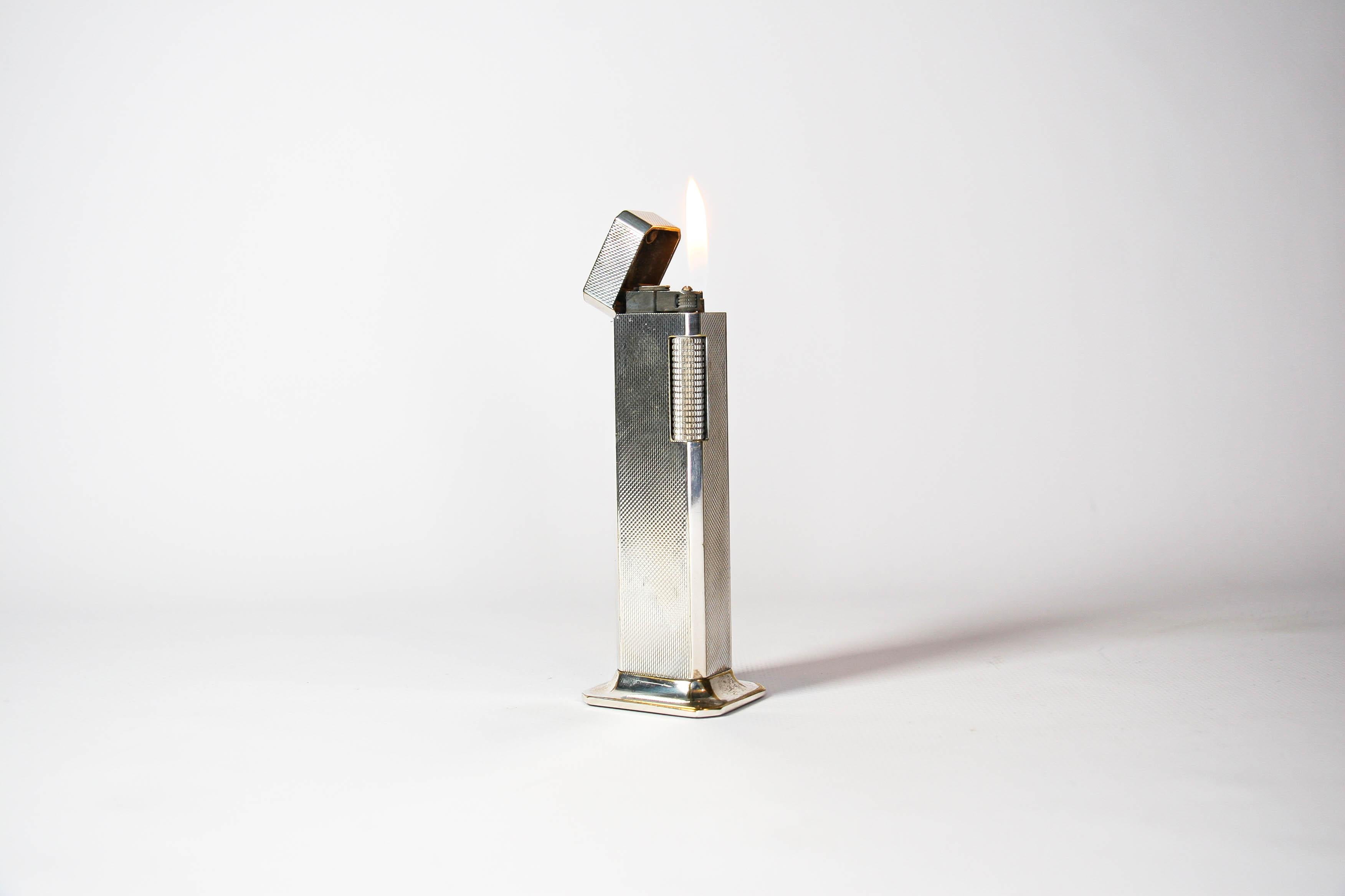 Vintage Dunhill Tallboy Table lighter Silver Plated 1970s For Sale 2