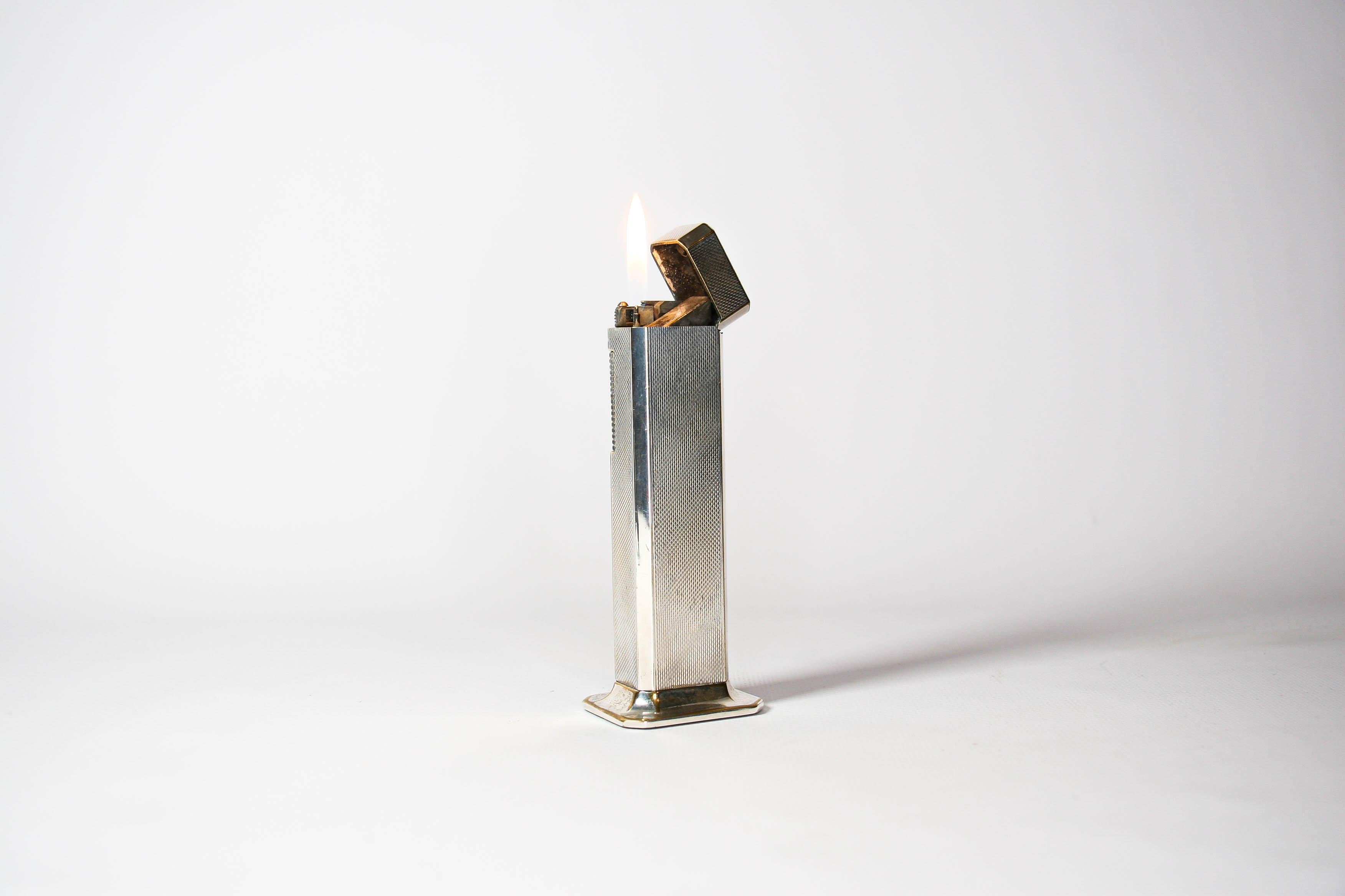 Vintage Dunhill Tallboy Table lighter Silver Plated 1970s For Sale 3