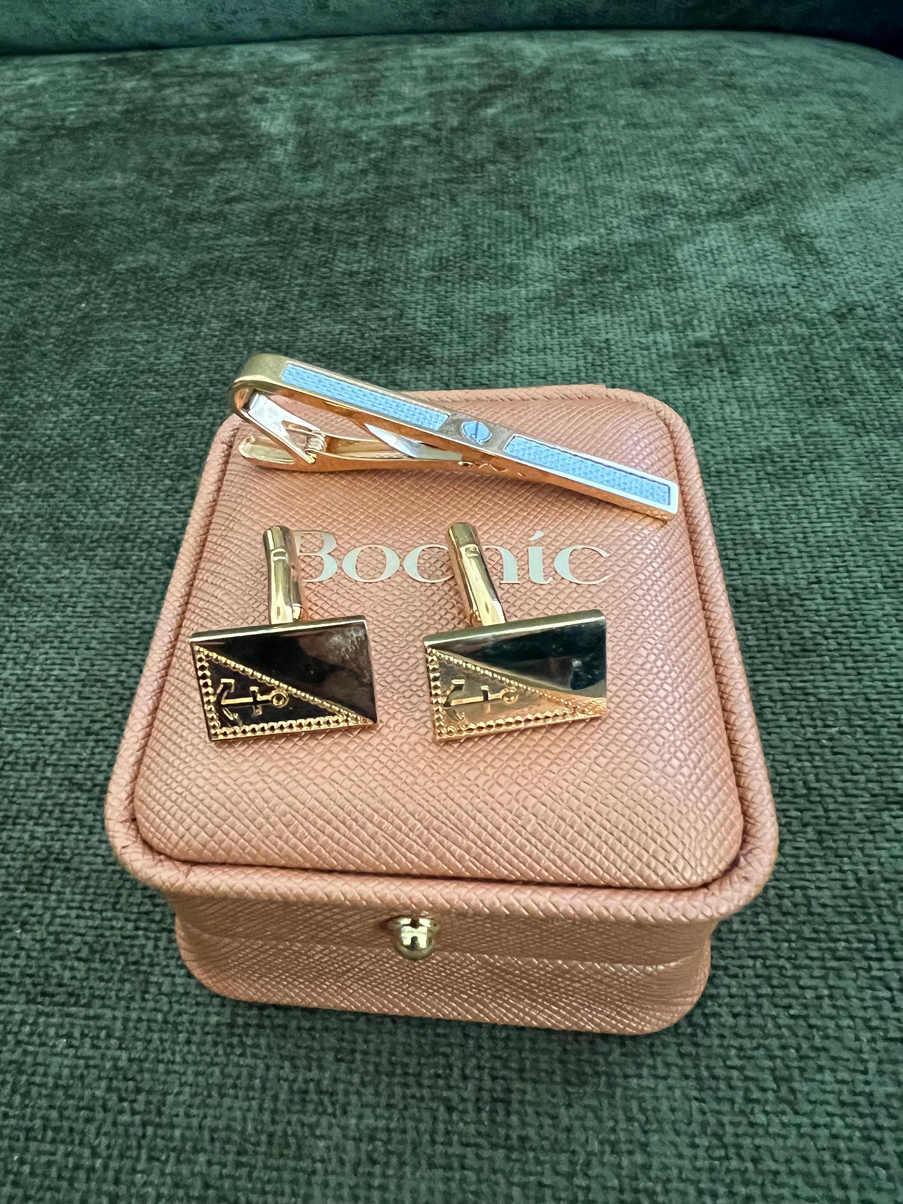 Vintage Dupont Lighter, British Heritage Cufflinks & Dunhill Neck Tie Gift Set 11