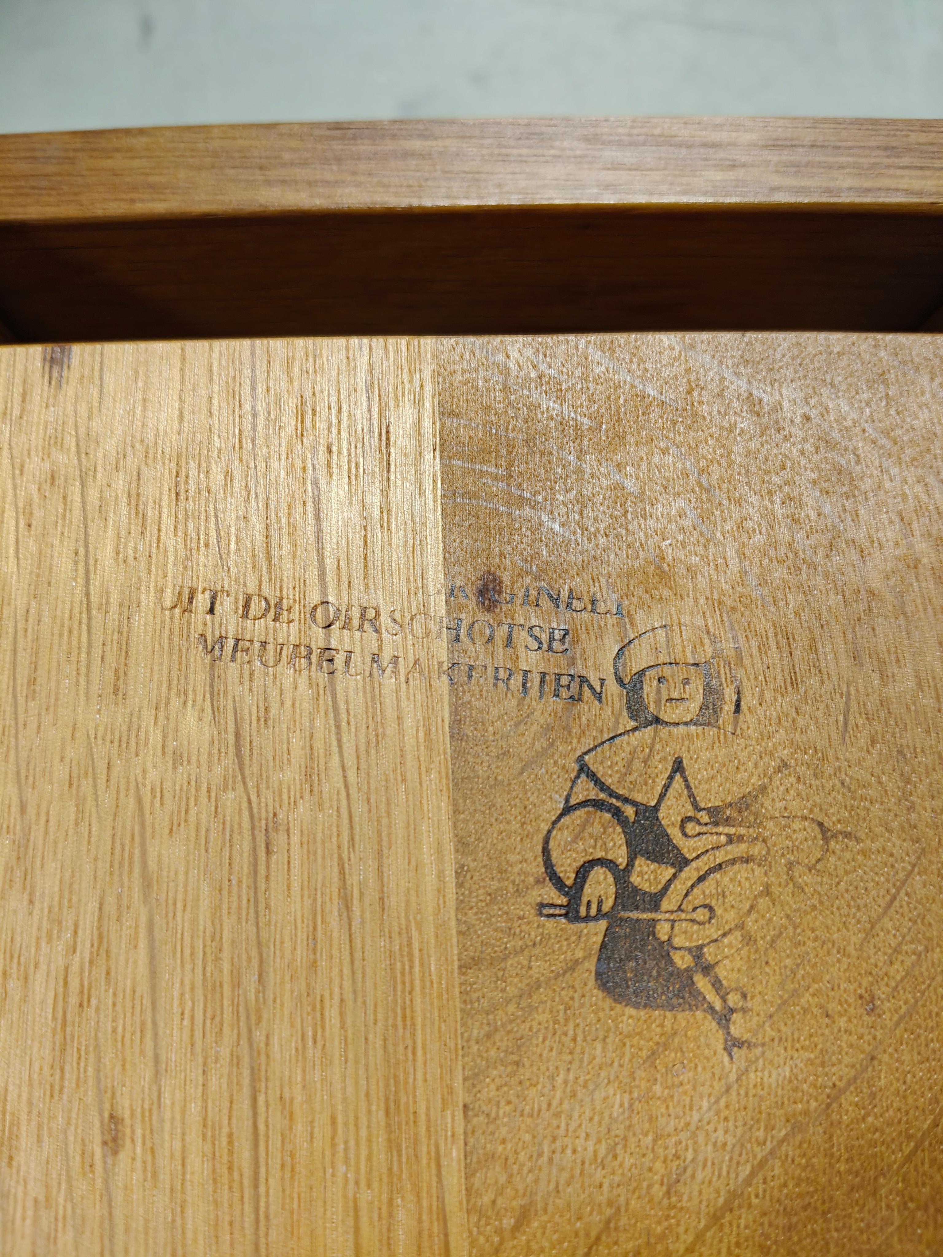 Solid oak brutalist dining chairs of a very high quality by the 'oirschotse meubelmakerij' 

The seats are beautifully finished and the chairs have a revolving backrest.

Very cool chairs which will last for ages to come.

1960s - Netherlands

Very