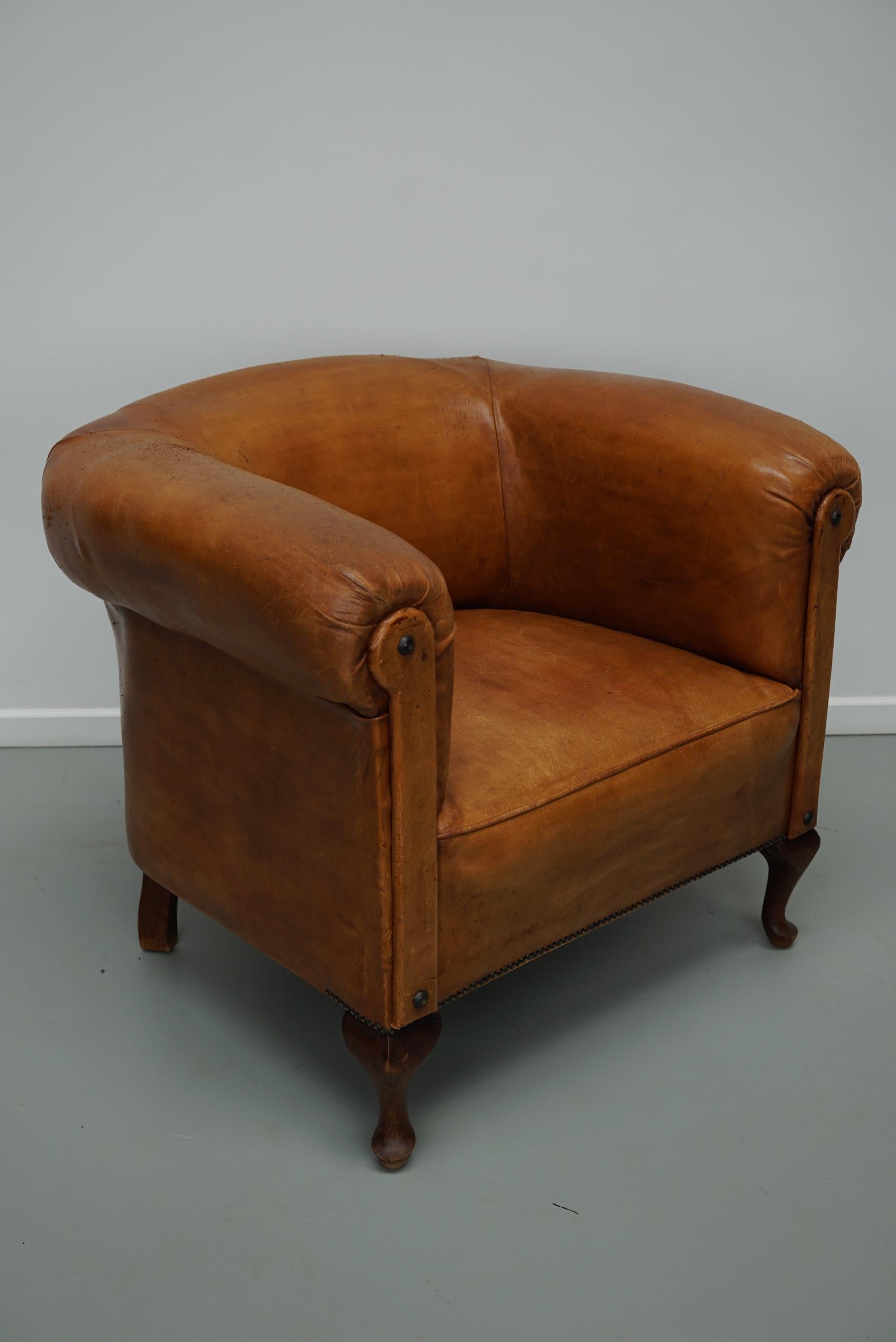 Cognacfarbener Clubsessel aus Leder im Angebot 2