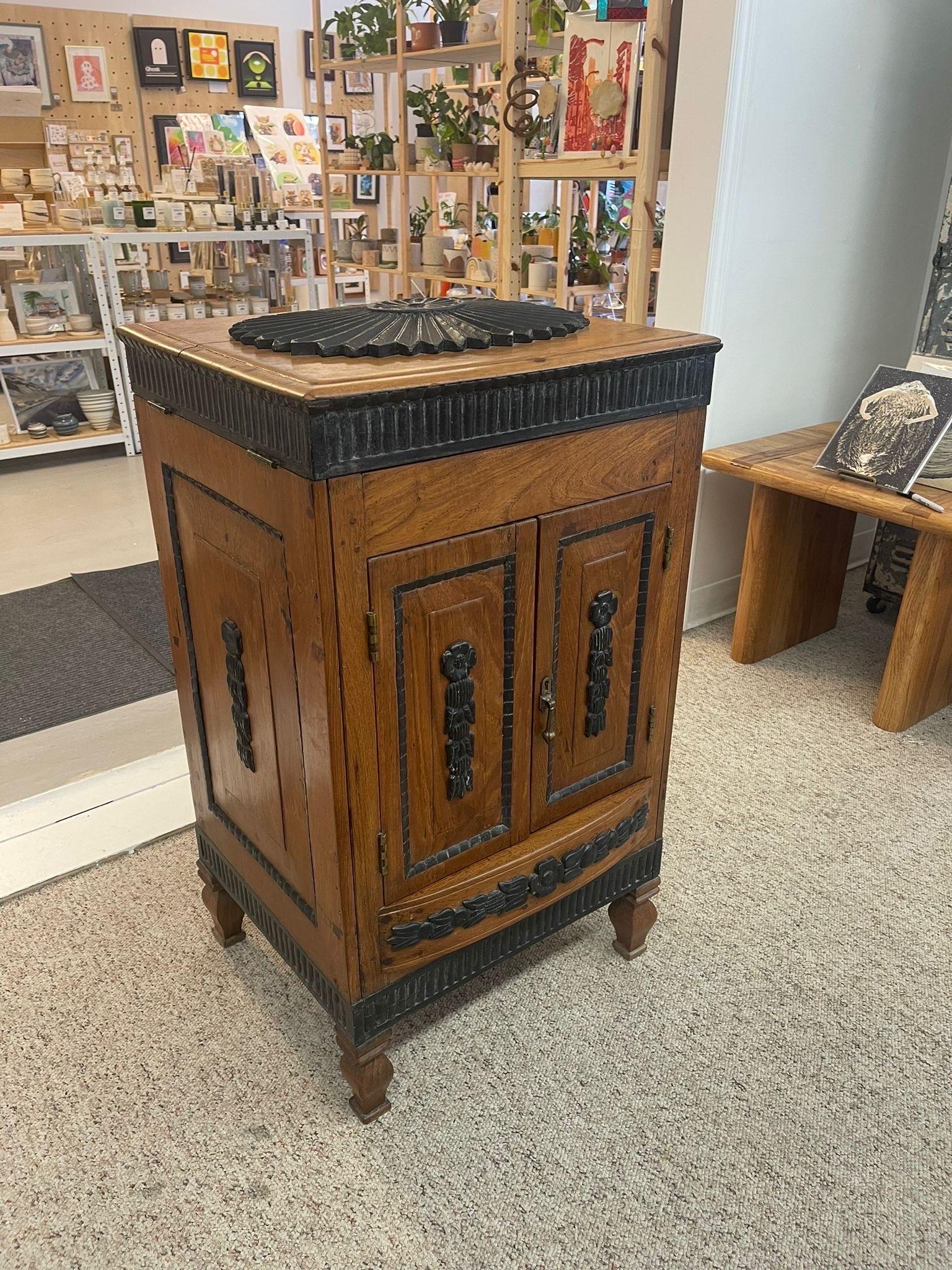 Vintage Dutch Colonial Style Cabinet With Carved Wood Accents. In Good Condition For Sale In Seattle, WA