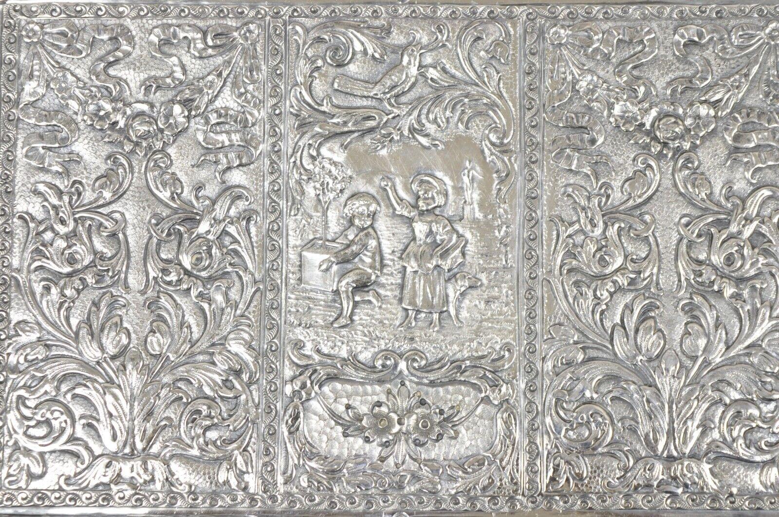 Boîte à bijoux figurative vintage de style baroque français et néerlandais en argent plaqué en vente 5