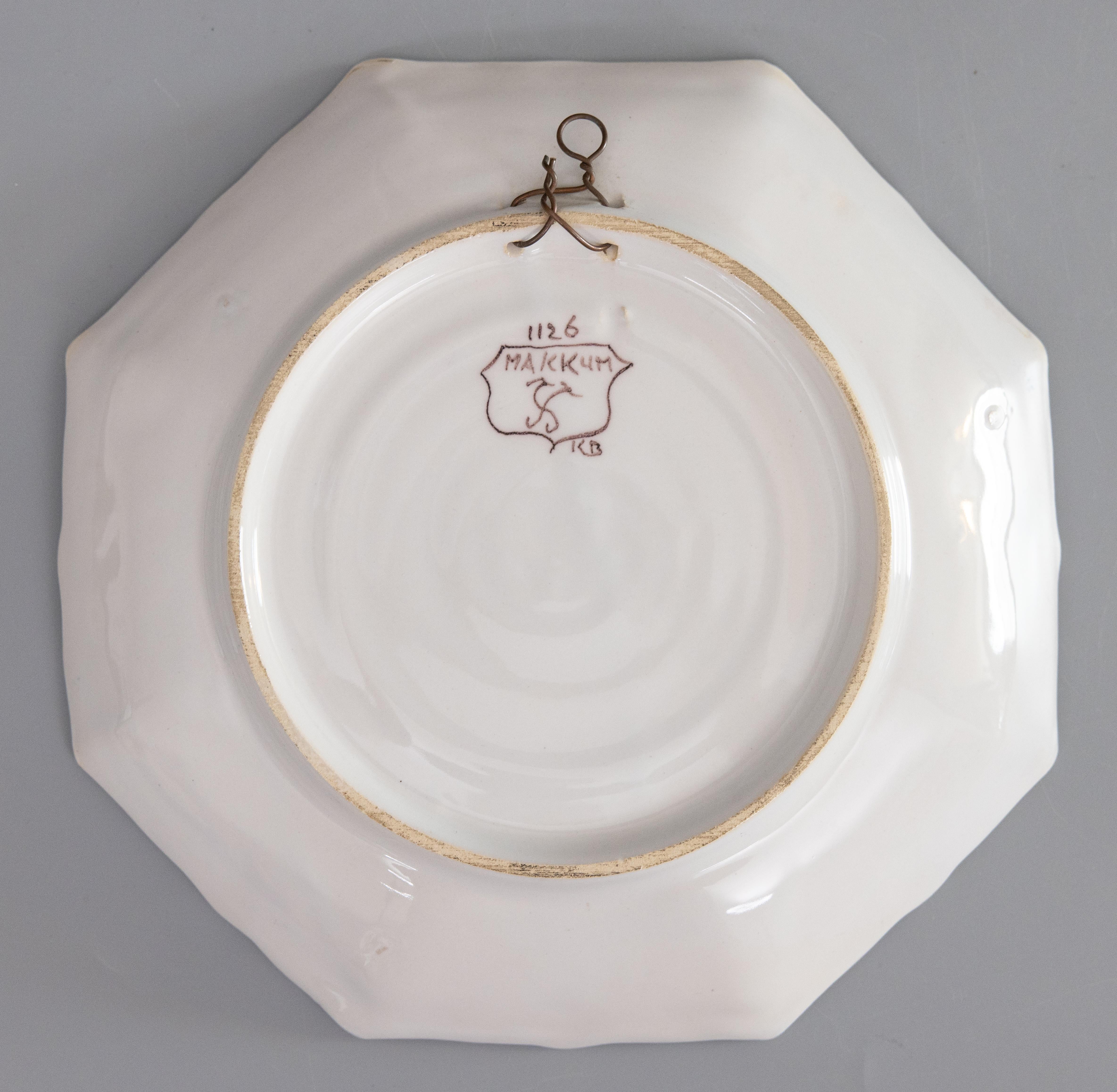 Vintage Dutch Delft Faience Polychrome Octagonal Floral Bird Wall Plate, c. 1940 For Sale 1