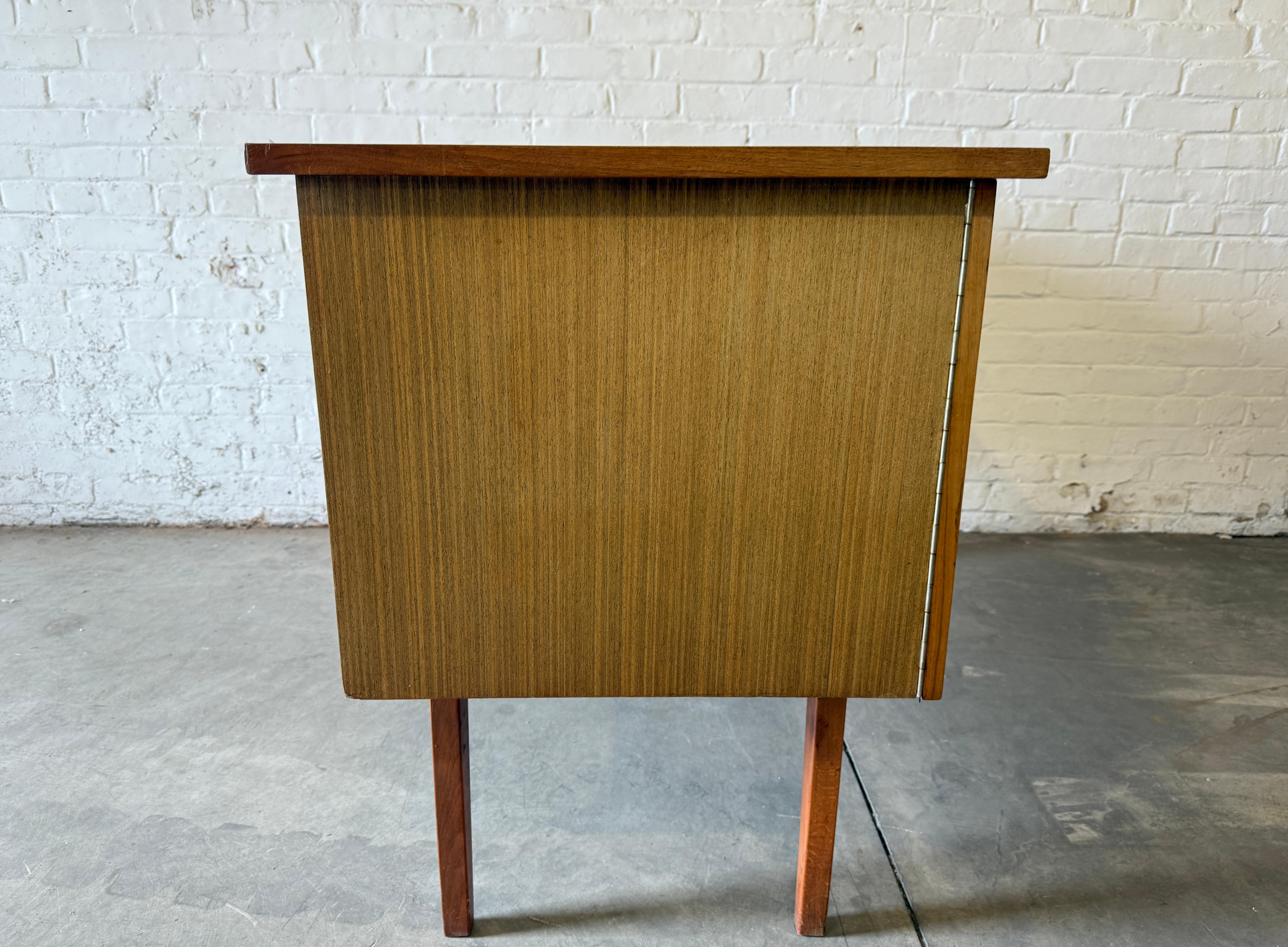 Scrivania Vintage By in vendita 2