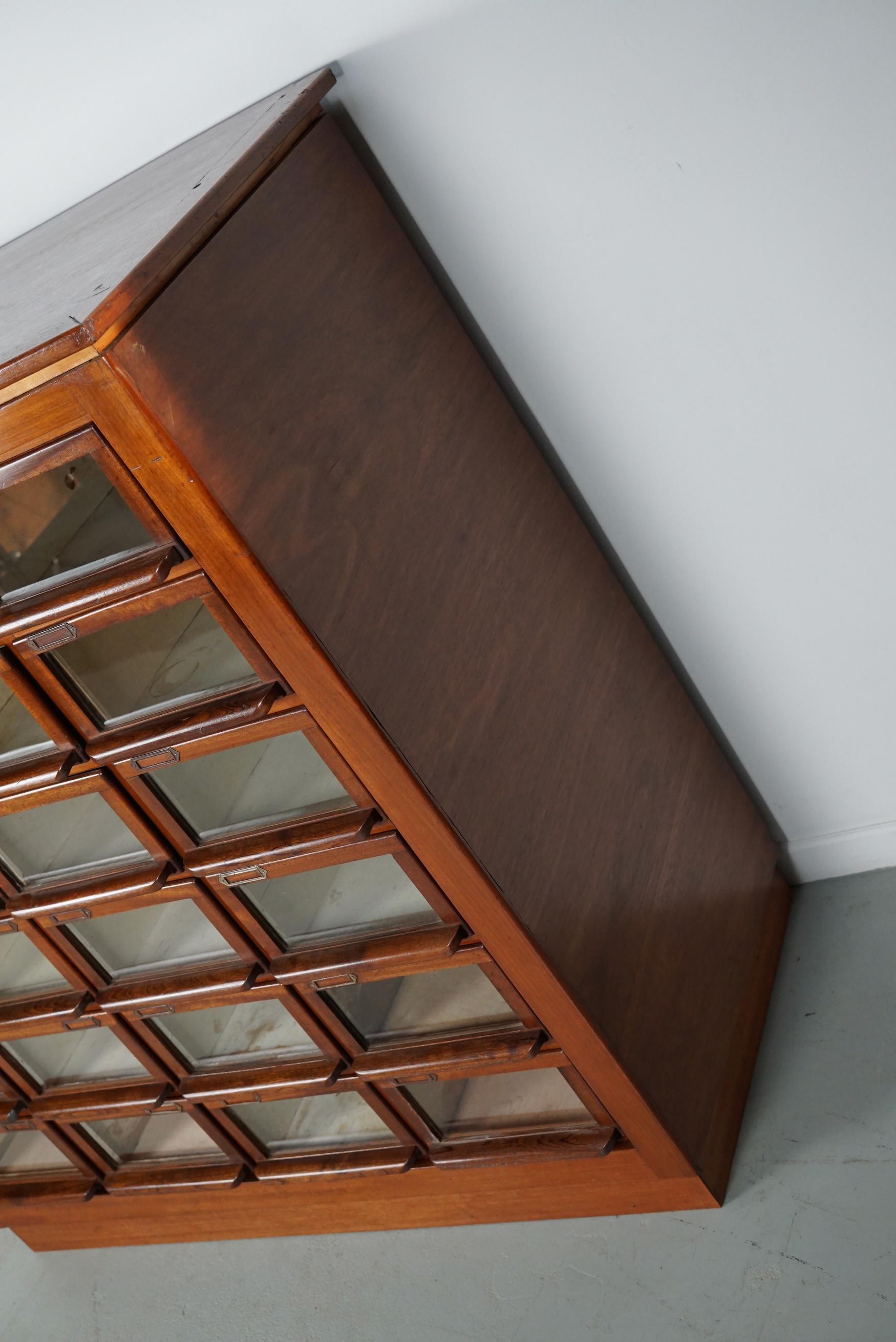 Armario Vintage Holandés de Madera Dura para Mercería, Años 30 en venta 6