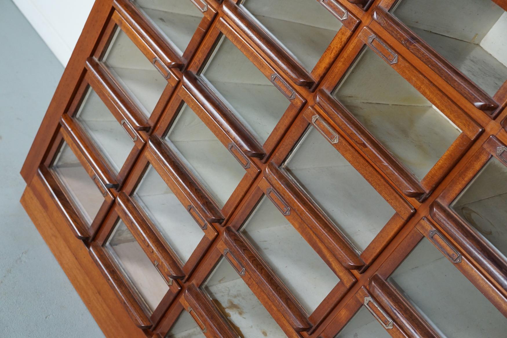 Armario Vintage Holandés de Madera Dura para Mercería, Años 30 en venta 9