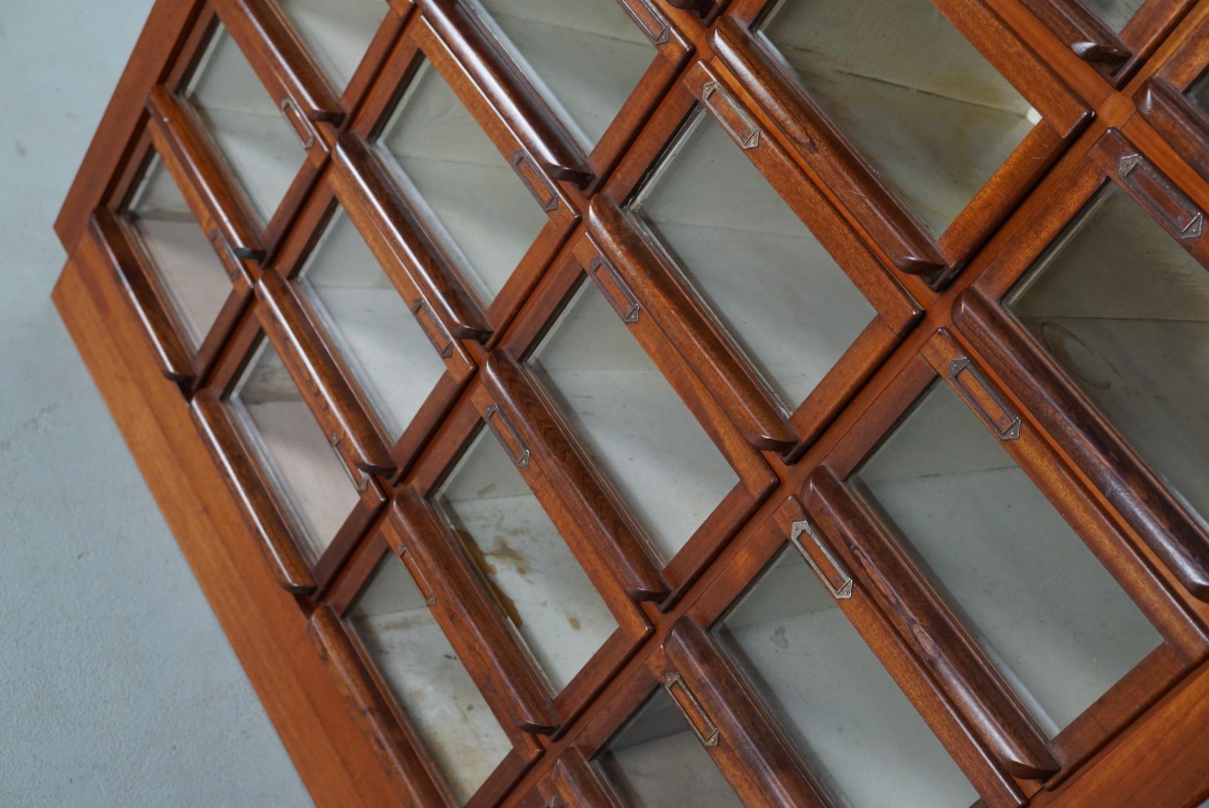 Armario Vintage Holandés de Madera Dura para Mercería, Años 30 en venta 3