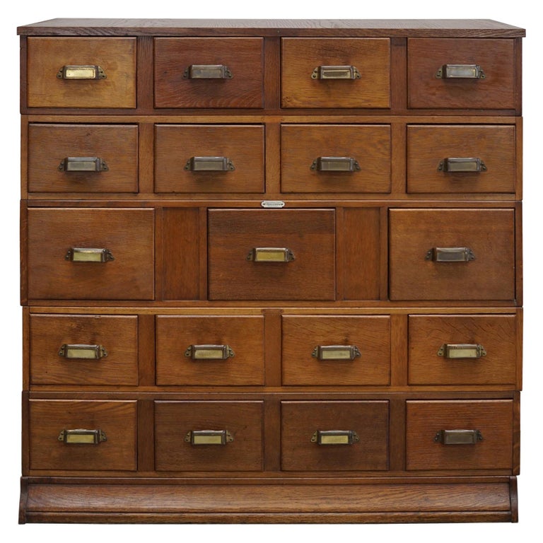 Antique And Vintage Apothecary Cabinets 249 For Sale At 1stdibs