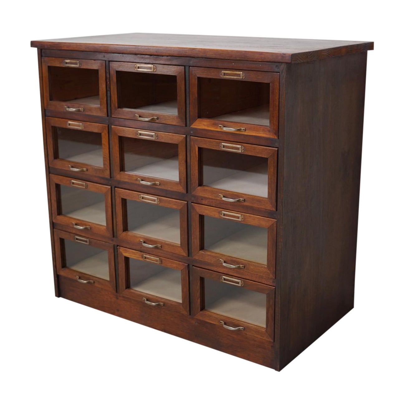 Armadietto / Vitrina di merceria olandese vintage in Oak, anni '50 in vendita