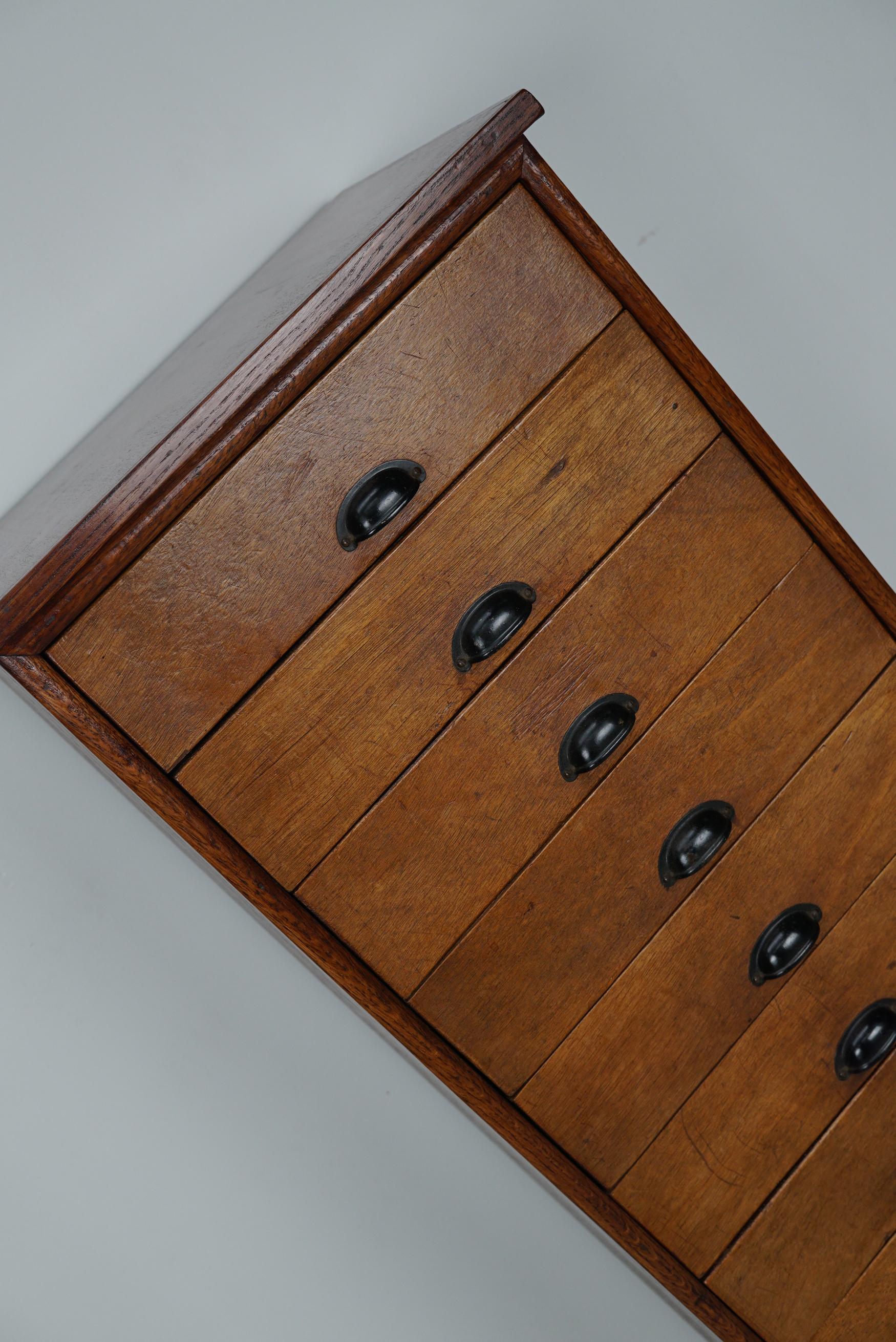 Vintage Dutch Poplar Apothecary / Filing Cabinet, 1950s In Good Condition For Sale In Nijmegen, NL