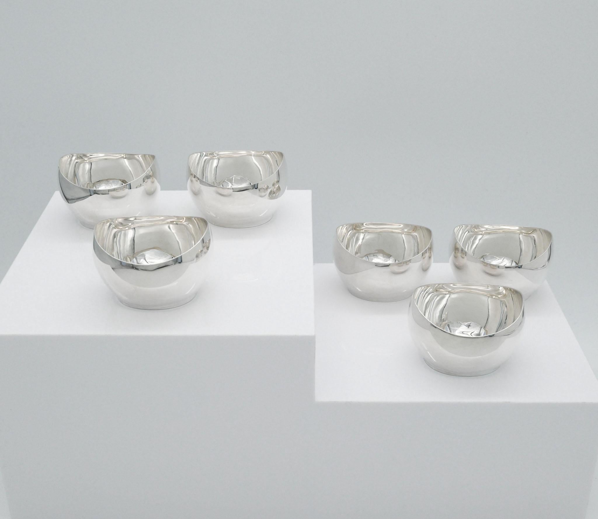 Vintage Dutch Sterling Silber Satz von sechs Bon Bon Dishes Schalen 1970er Jahre (Moderne der Mitte des Jahrhunderts) im Angebot