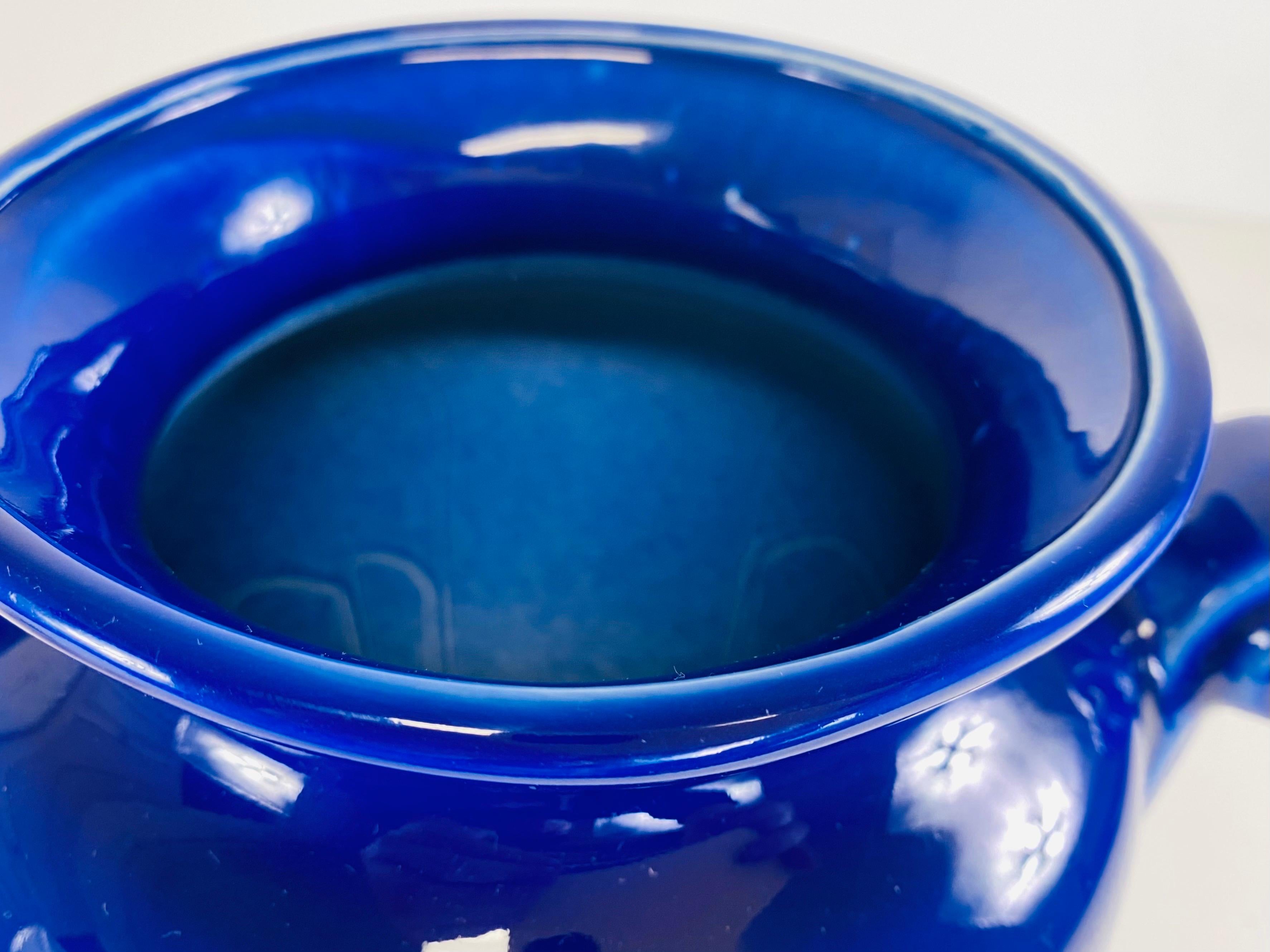 Art Deco Vintage dynamic cobalt blue art deco style pottery vase. For Sale