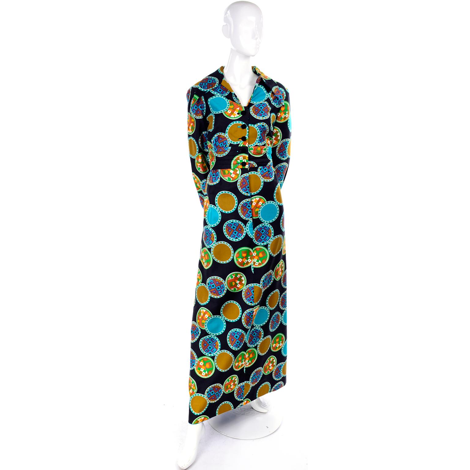 Vintage Dynasty Cotton Maxi Dress in Colorful Medallion Print With Pockets In Excellent Condition In Portland, OR