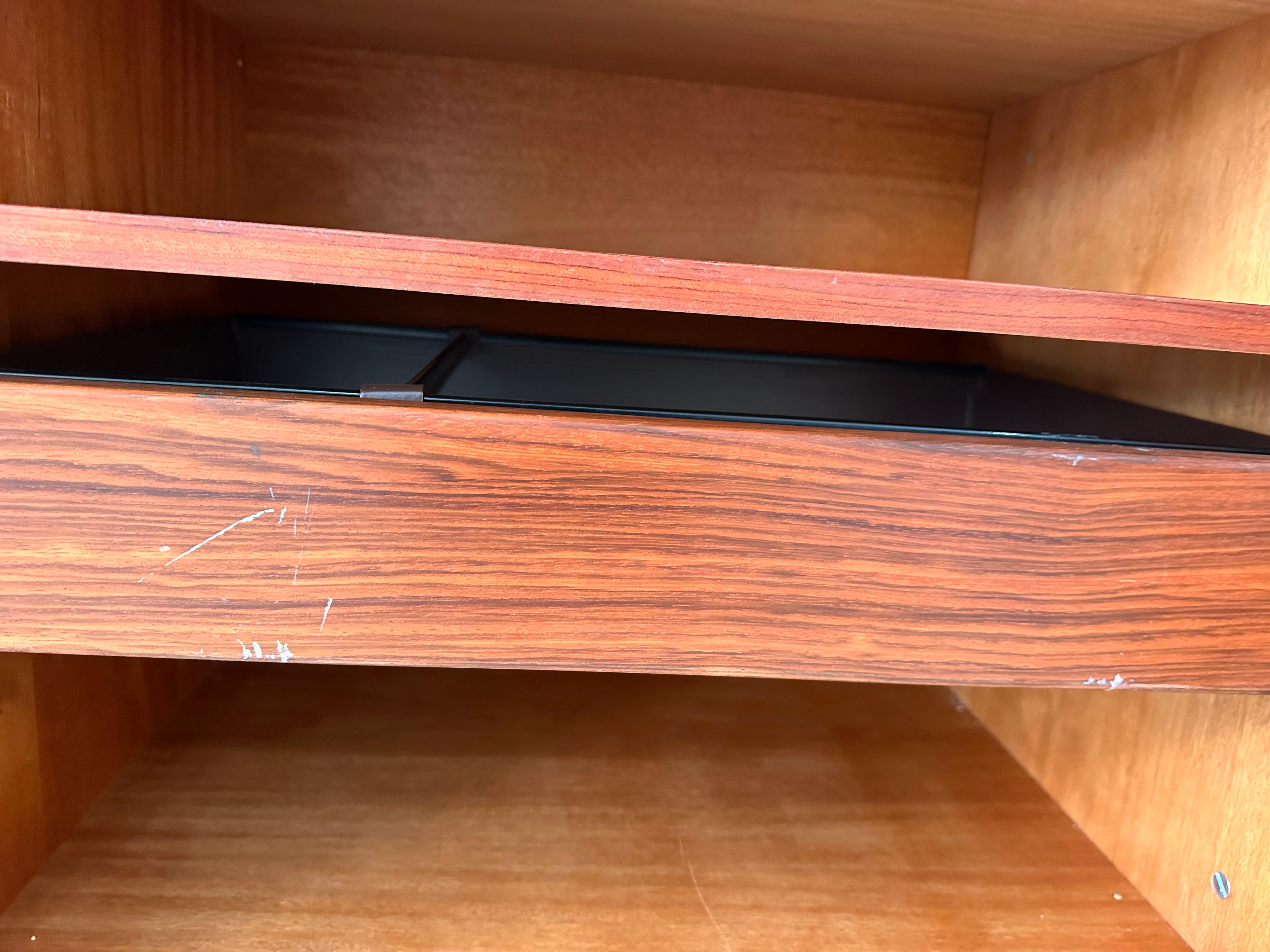 Vintage Dyrlund Stil Palisander Kredenz im Angebot 2