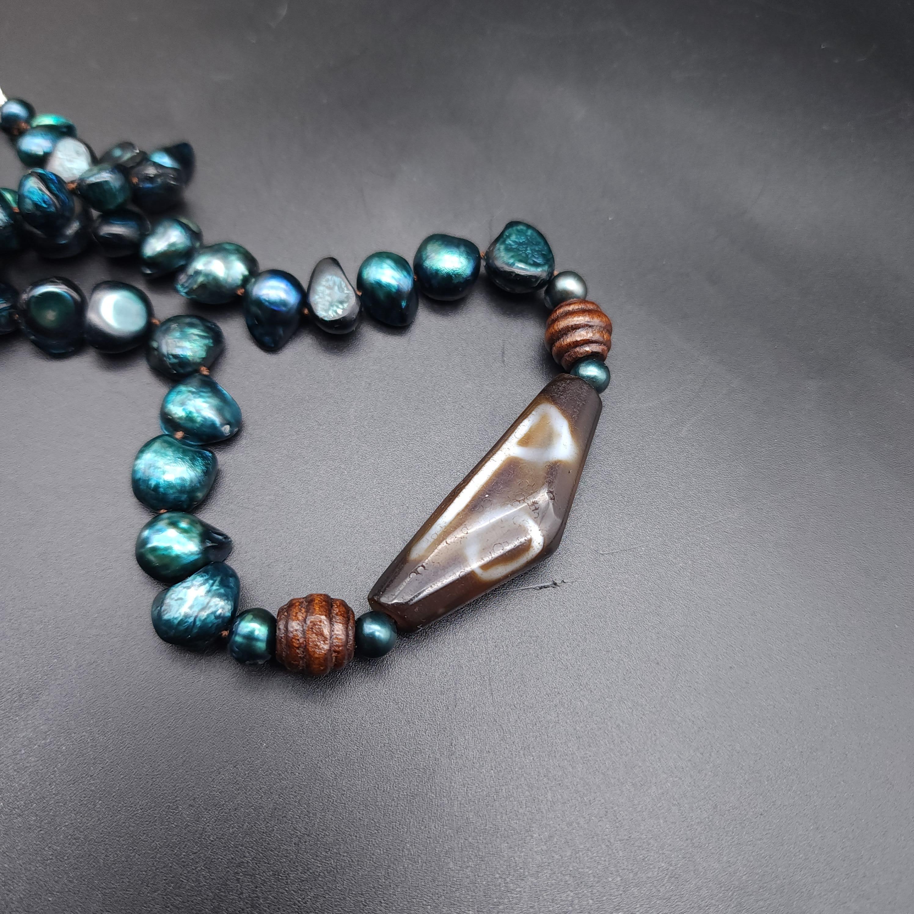 Vintage Dzi Pendant, Freshwater Blue Green Pearl Bead Necklace, Sterling Silver In Excellent Condition For Sale In Milford, DE