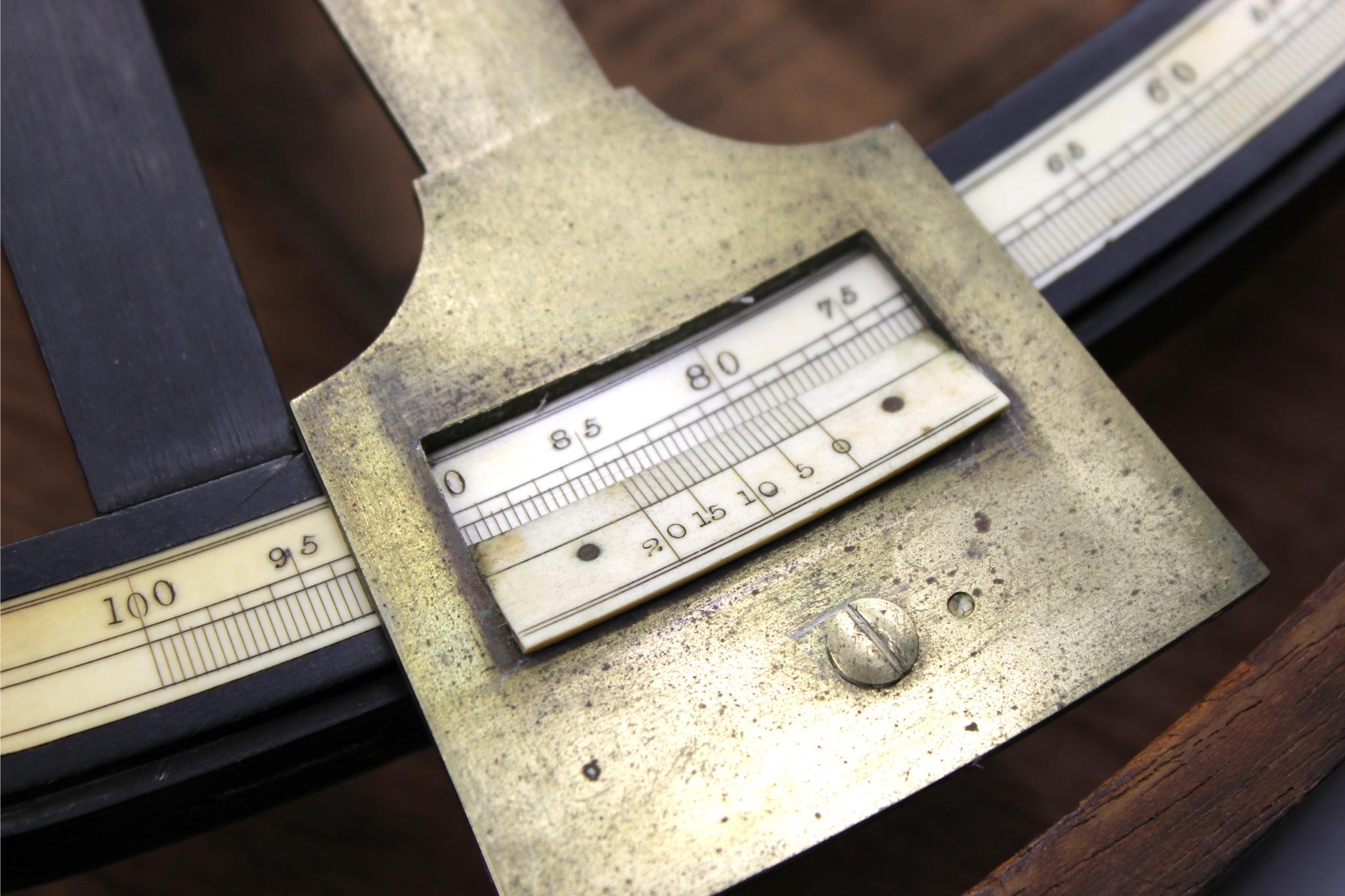 Vintage E. A. Kutz Cased Sextant, 19th Century For Sale 4