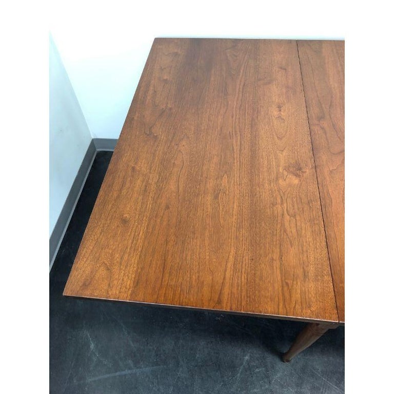 EA CLORE SONS Gateleg Drop Leaf Dining Table No. 513T For Sale at 1stDibs